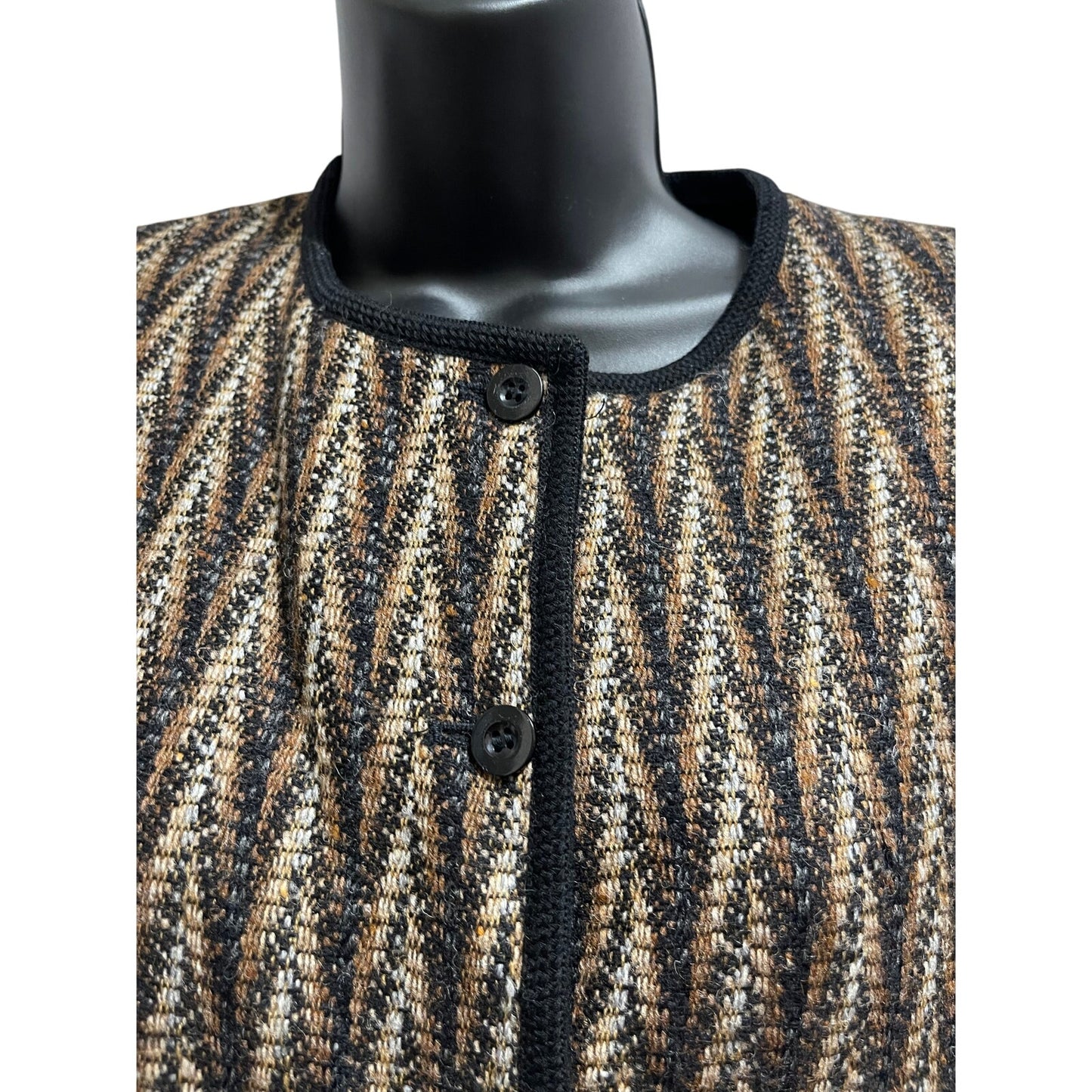Vintage Jaegar Tweed Herringbone Long Sleeve 100% Wool Blazer