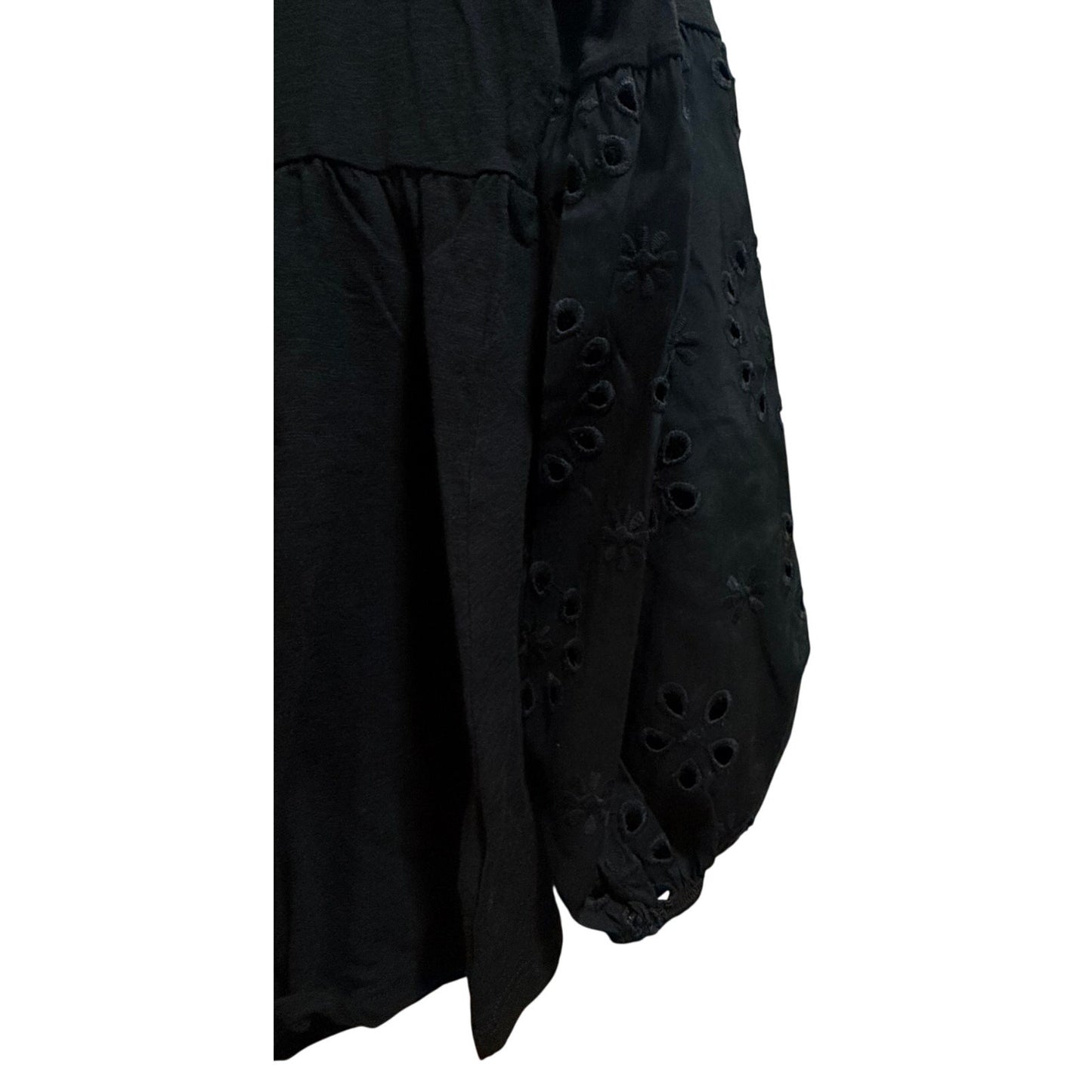 Torrid Black Long Sleeve Eyelet Sleeve Boho Blouse - Size 0 (Large)
