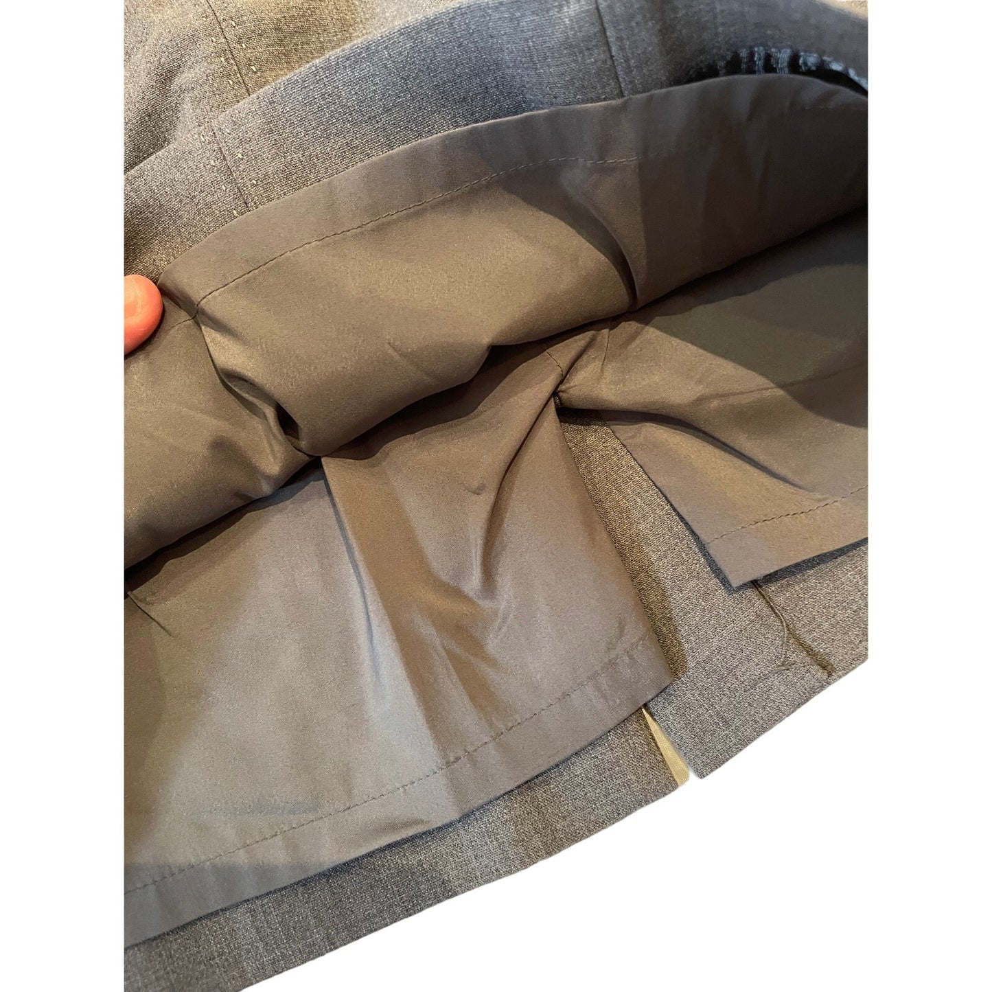 Ann Taylor - The Loft - Gray Petite Size 2 - Pencil Skirt