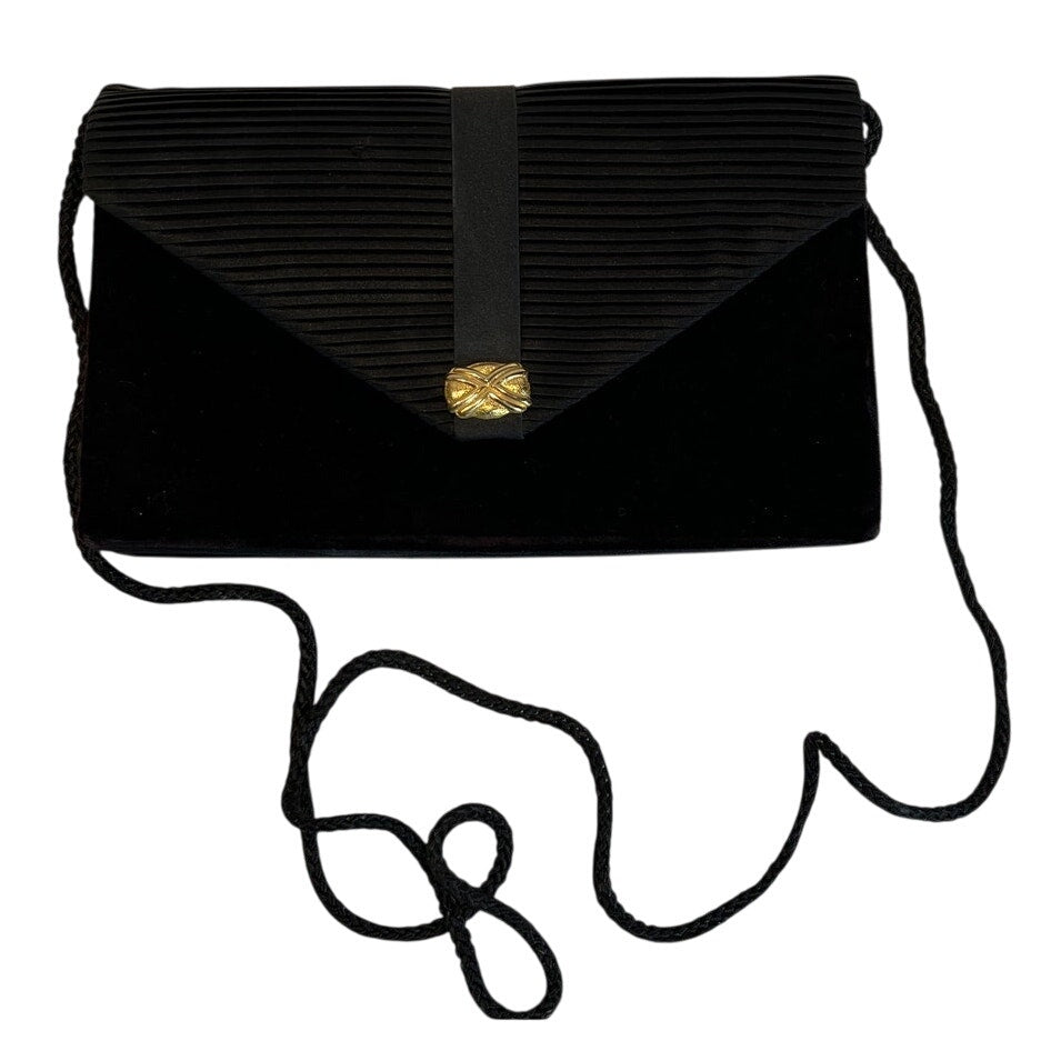 Vintage Unbranded Black Velvet Snap Clutch / Shoulder Bag - Snap Closure