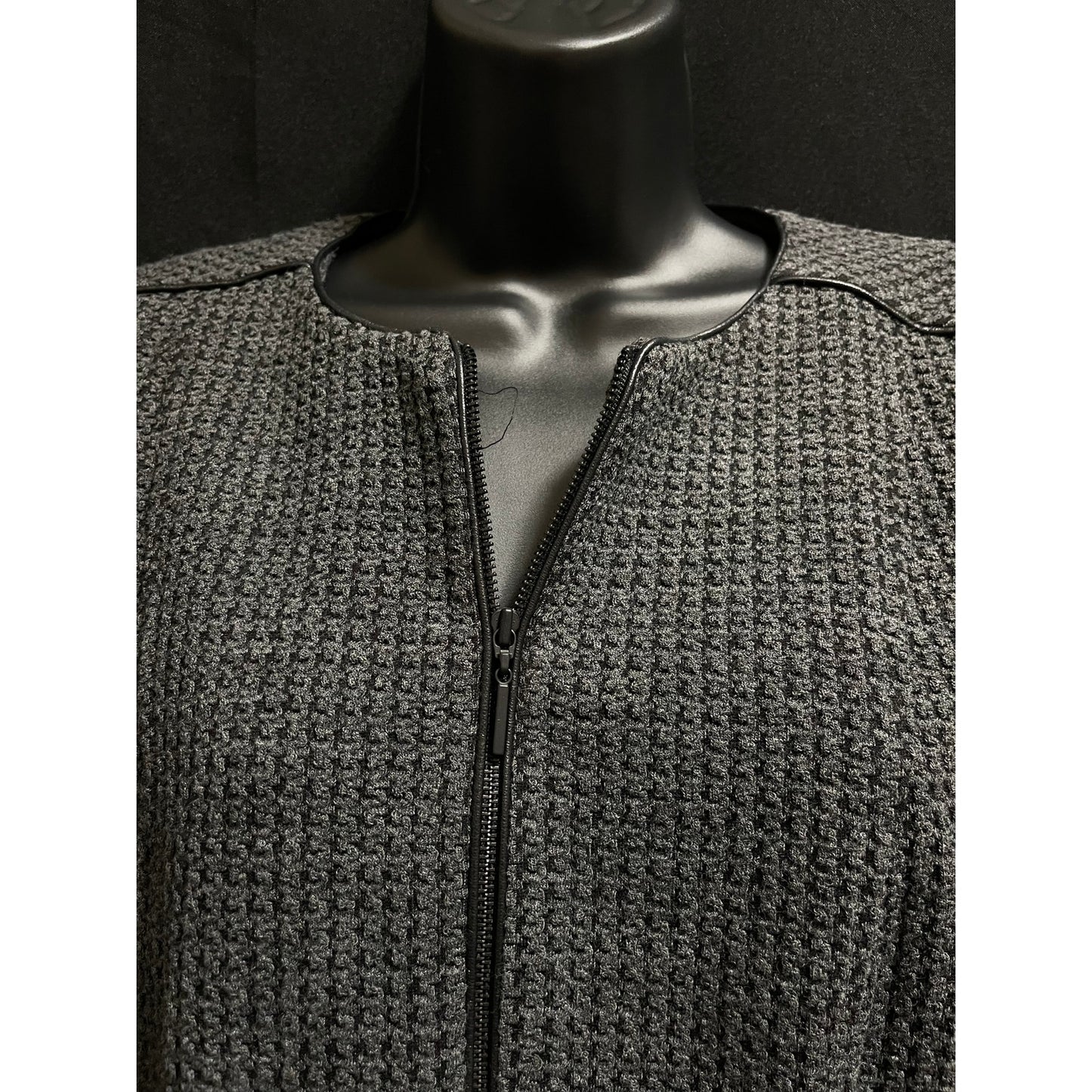 Nanette Lepore Size 12 Gray Full Zip Blazer - Padded Shoulders