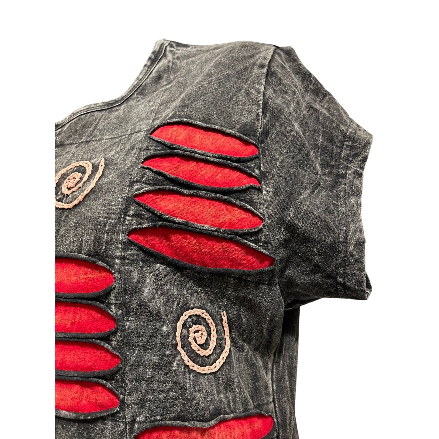 Shop Therapy Black Red Short Sleeve Textured T-Shirt - Size S/M - Vintage 90's