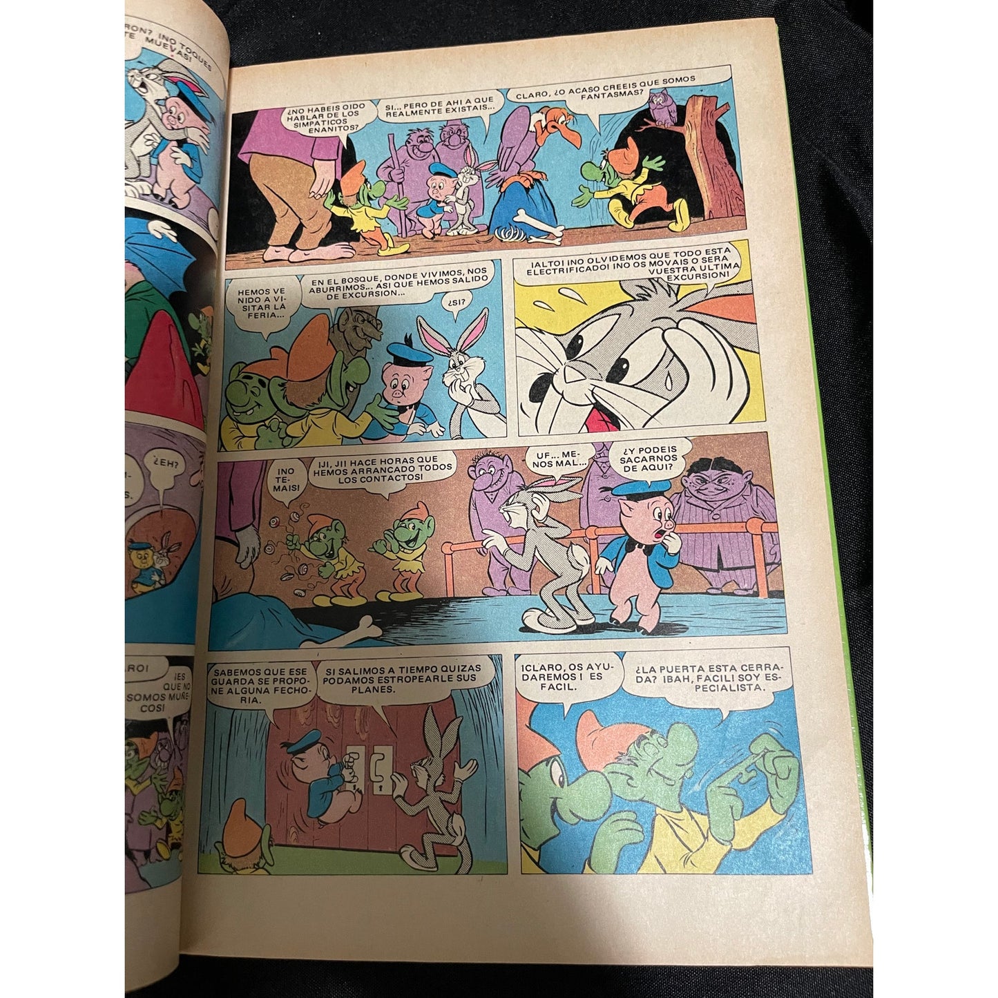1984 Vintage Looney Tunes Bugs Bunny Daffy Duck Spanish Hardcover Comic Book