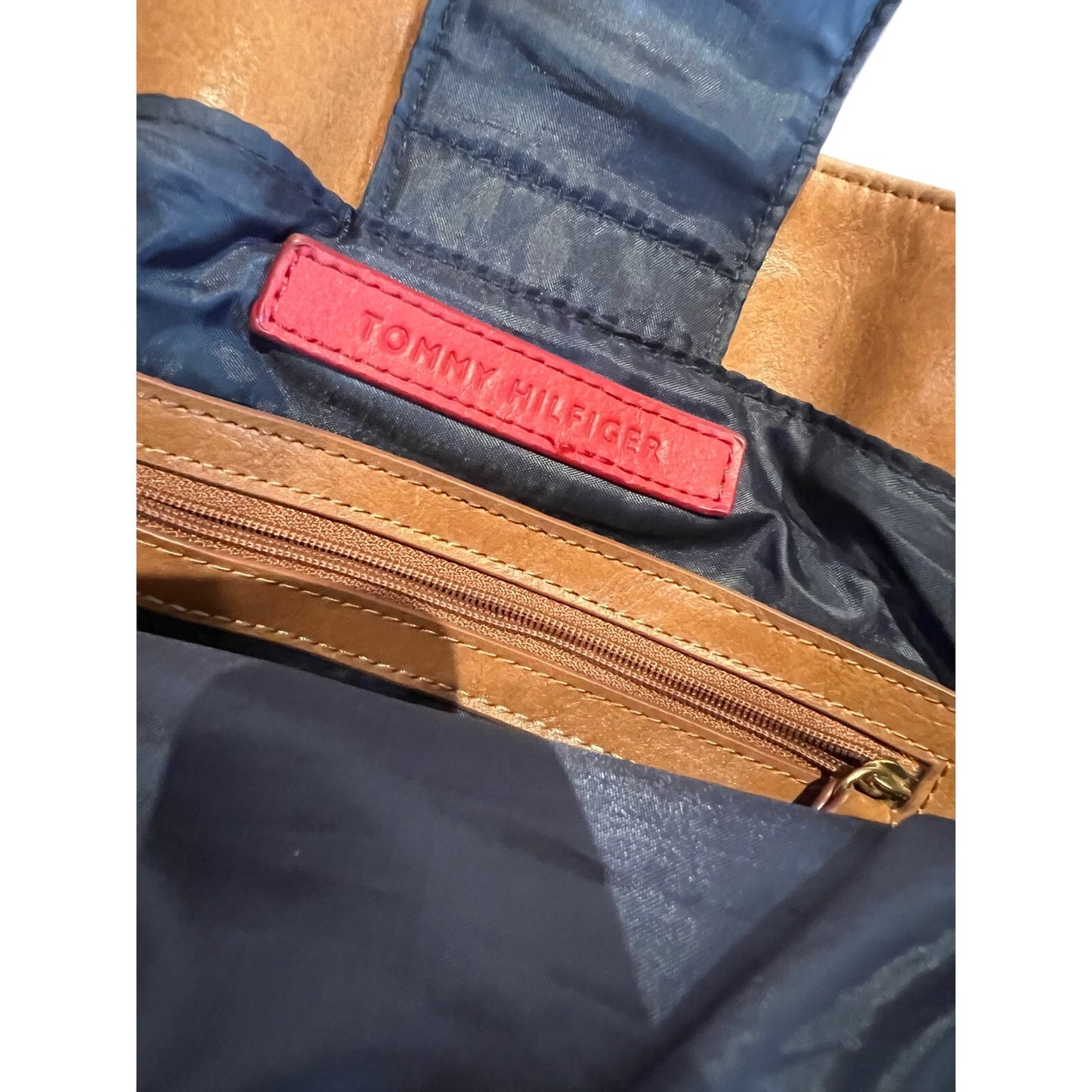 Tommy Hilfiger Lucia Geo Poly Jaquard Top Handle Purse