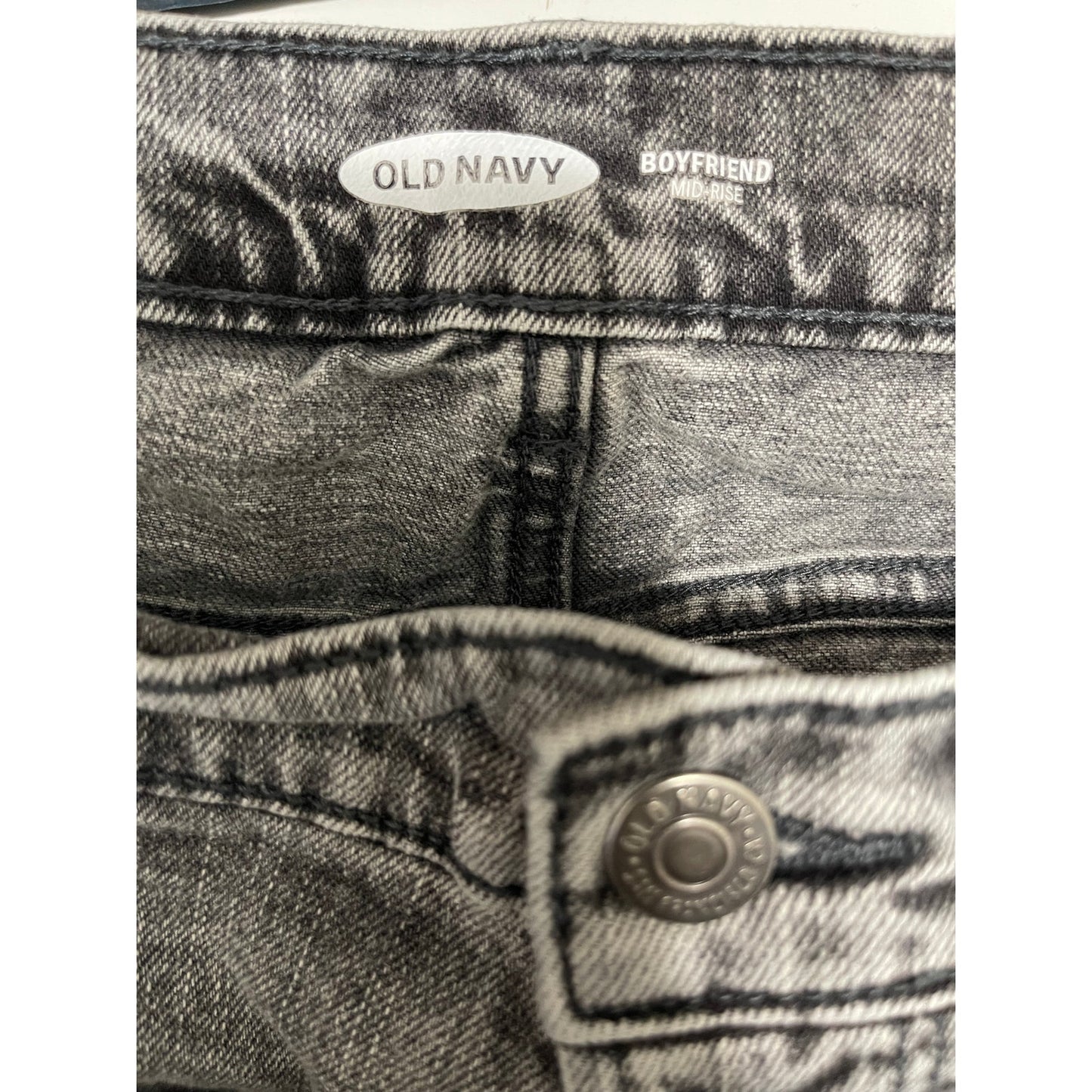 Old Navy Boyfriend Mid Rise Dark Gray / Black Denim Jeans - Size 16