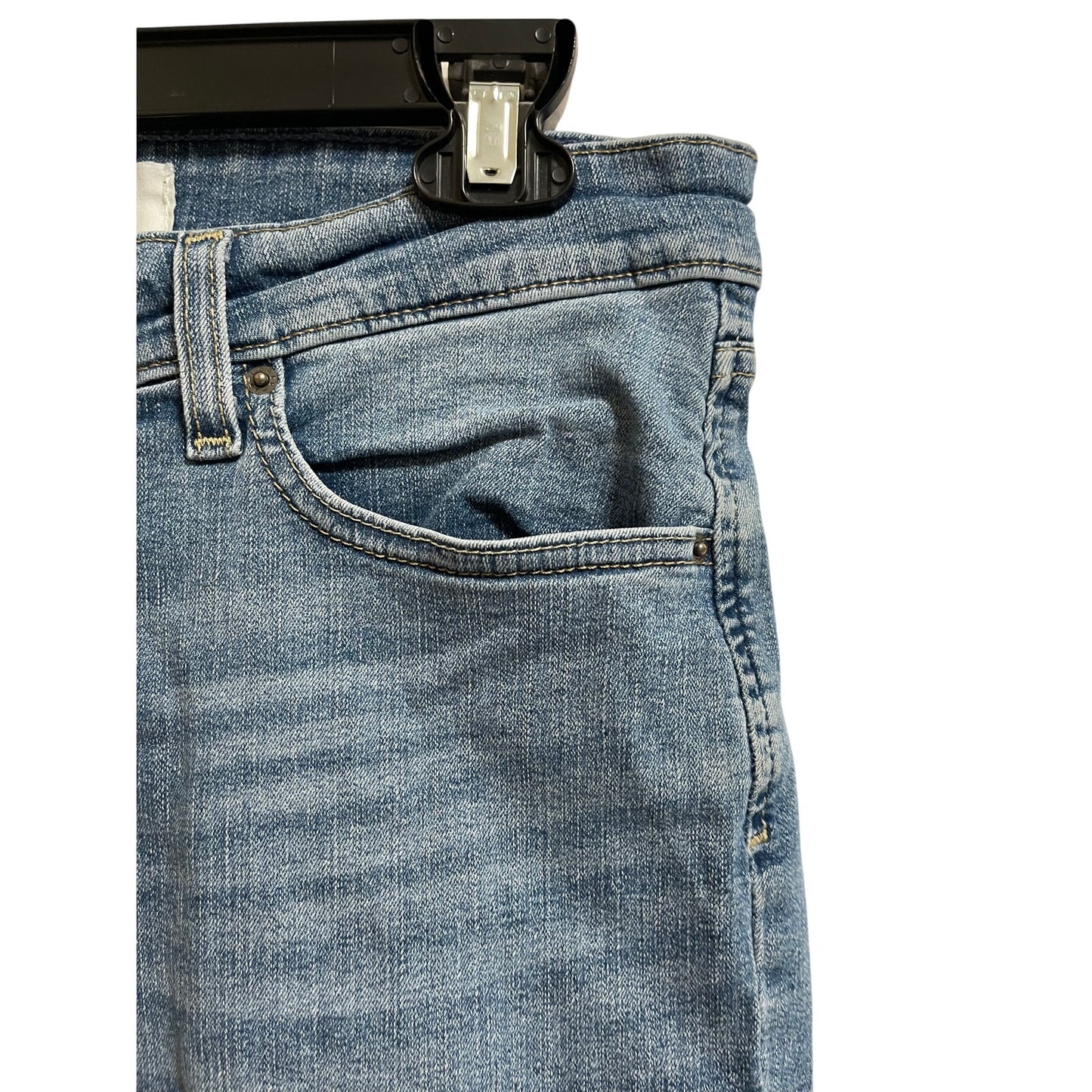 Levi's Signature Totally Shaping Straight Jeans - 30/34 Women's