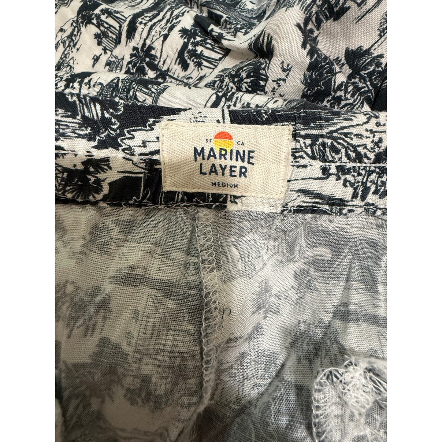 Marine Layer Size Medium Blue and White Island Print Elastic Waist Pants