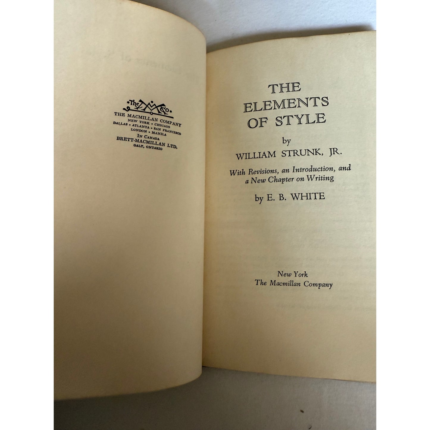 The Elements of Style - William Strunk Jr & E.B. White - 2nd Printing 1959
