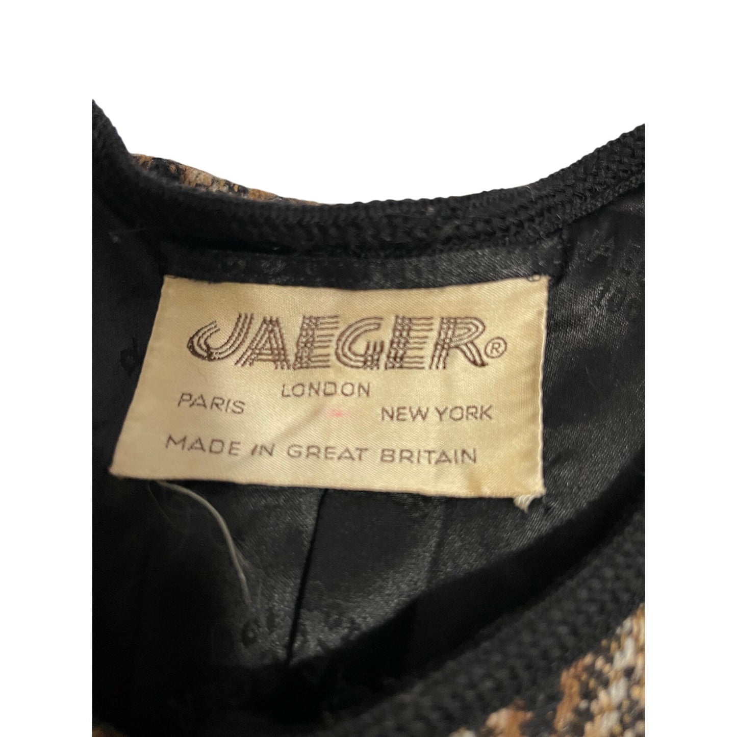 Vintage Jaegar Tweed Herringbone Long Sleeve 100% Wool Blazer