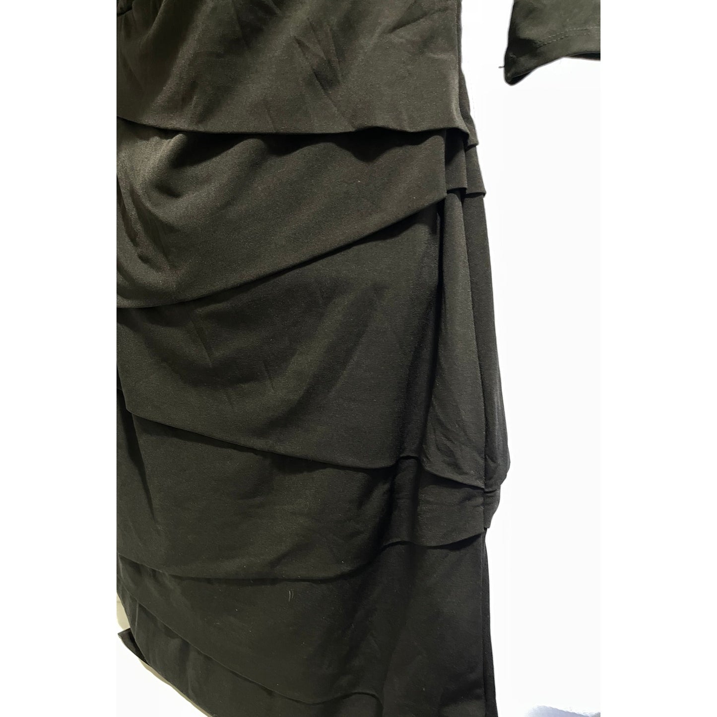 NWT White House Black Market Slimming "Work to Cocktail" Boatneck Dress Size 6