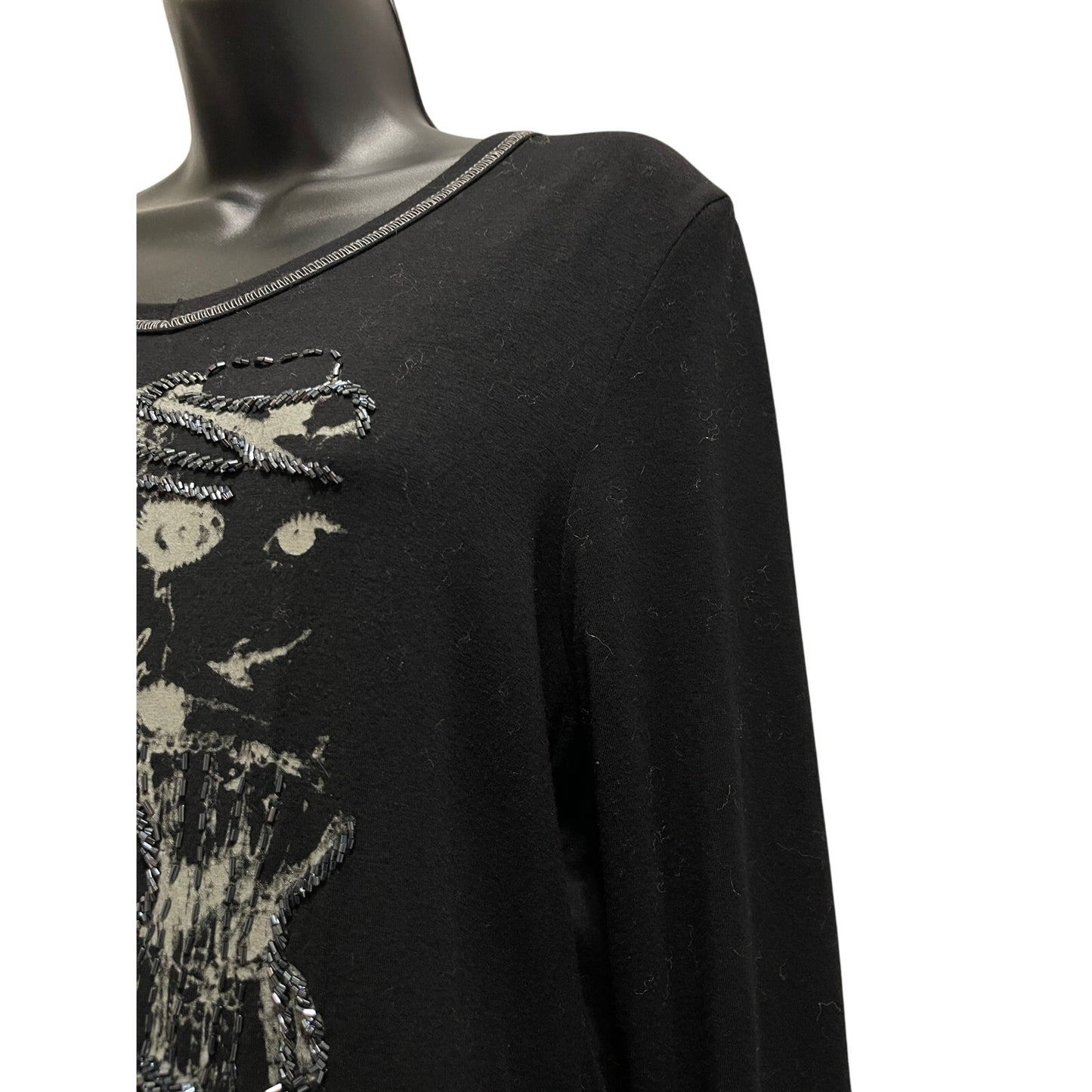Gizel Black Graphic Print Beaded Accents Y2K Medium Long Sleeve T-Shirt