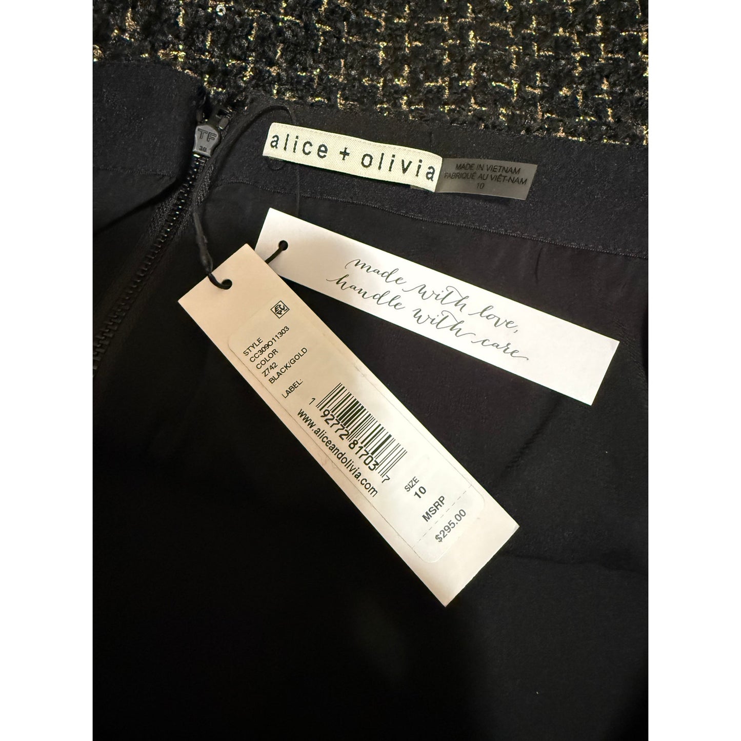 Alice & Olivia Black & Gold Knit Size 10 Mini Skirt - NWT - $295 MSRP