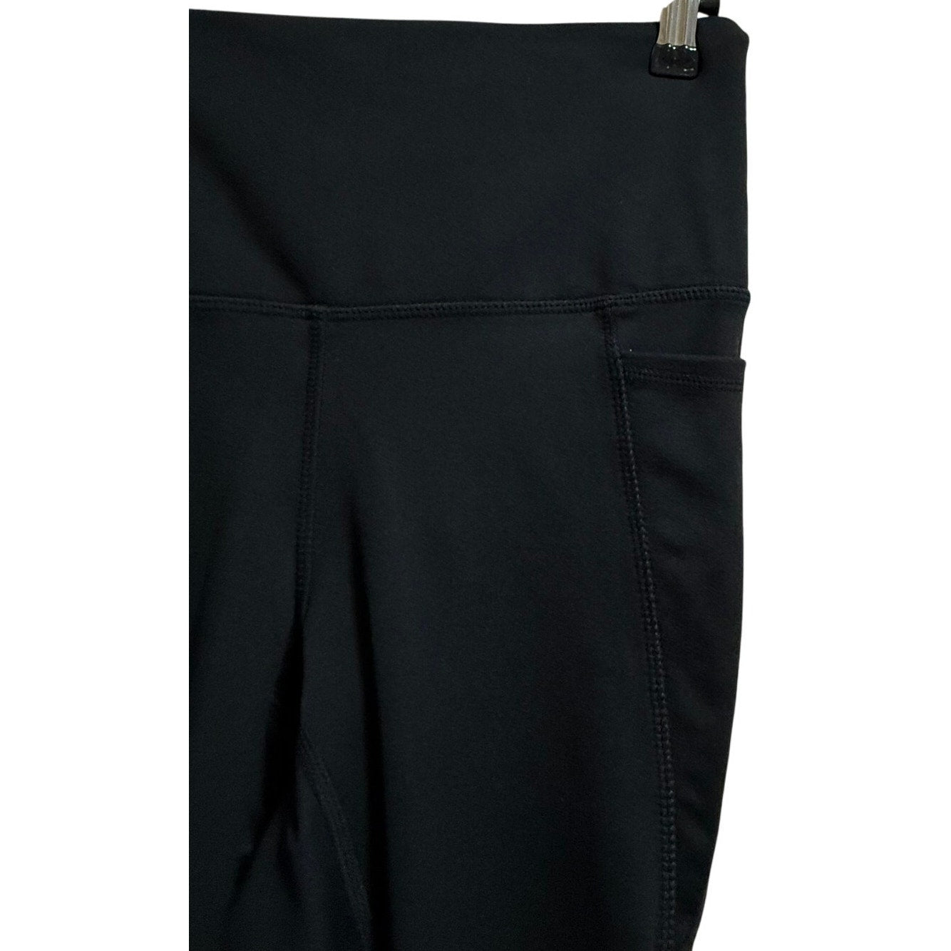 Danskin Black Athletic Yoga Leggings / Tights with Pockets - Size Small