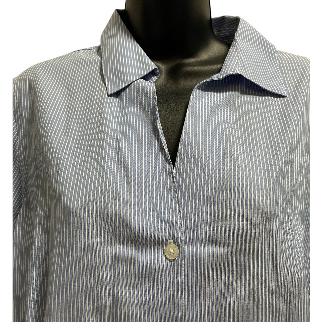 Ann Klein Blue & White Pinstripe Collared Button Up Long Sleeve - Large