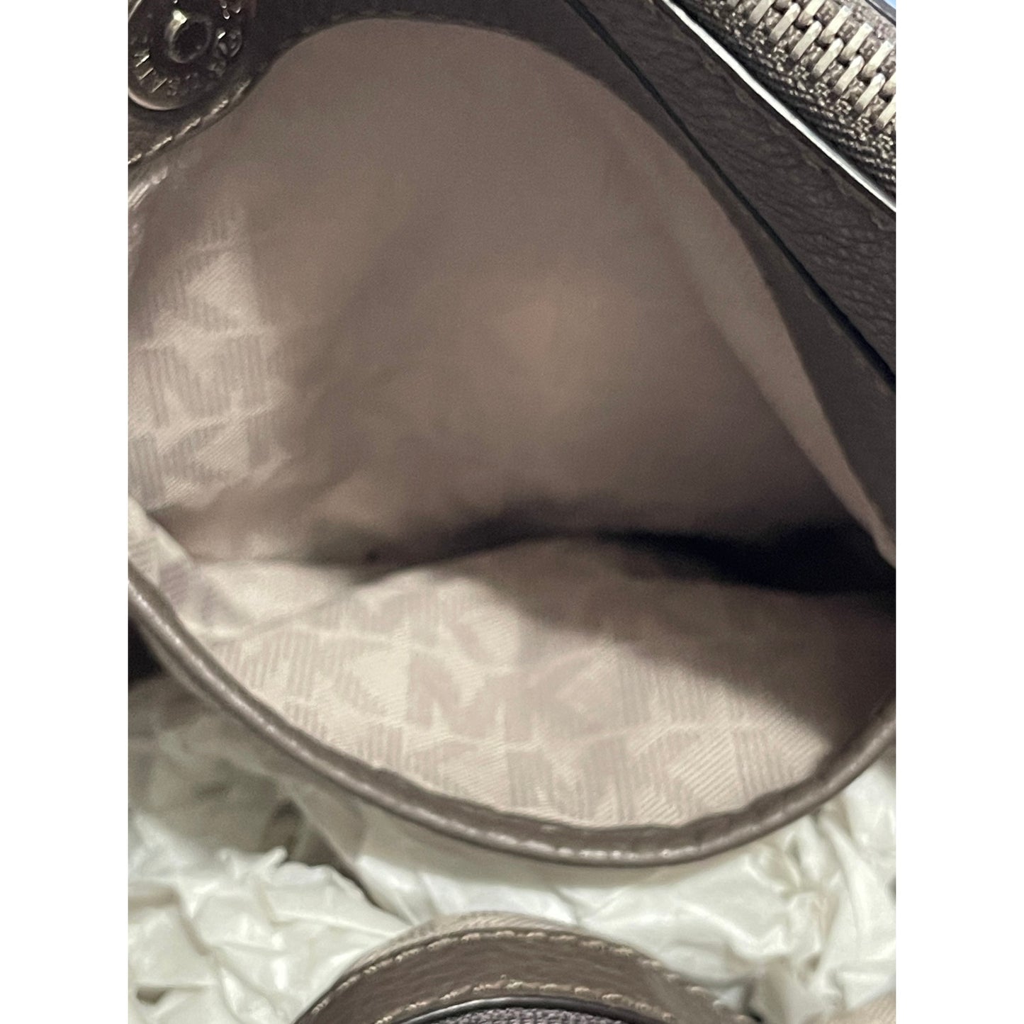 Michael Kors 100% Leather Gray Purse Detachable Strap - With Original Dust Bag