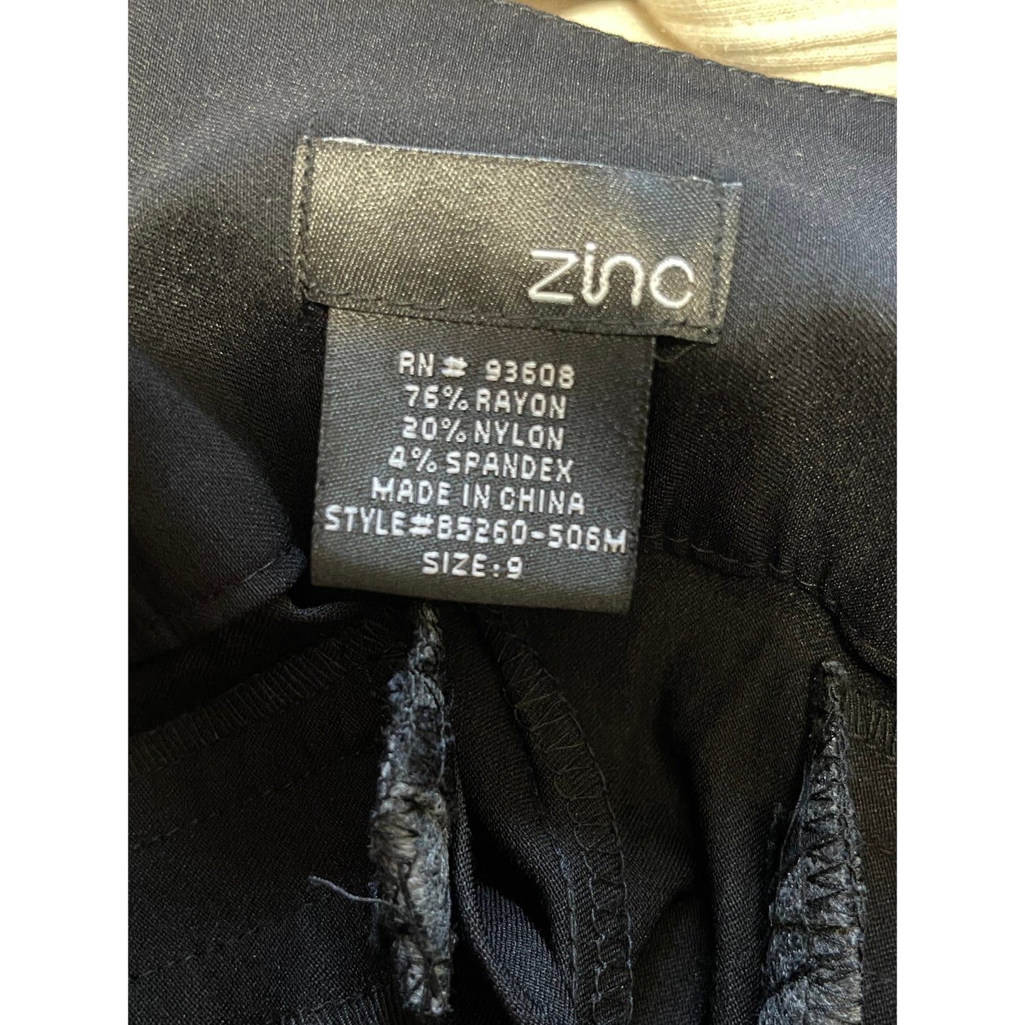 Zinc Women's Size 9 Black Straight Leg Dress Pants