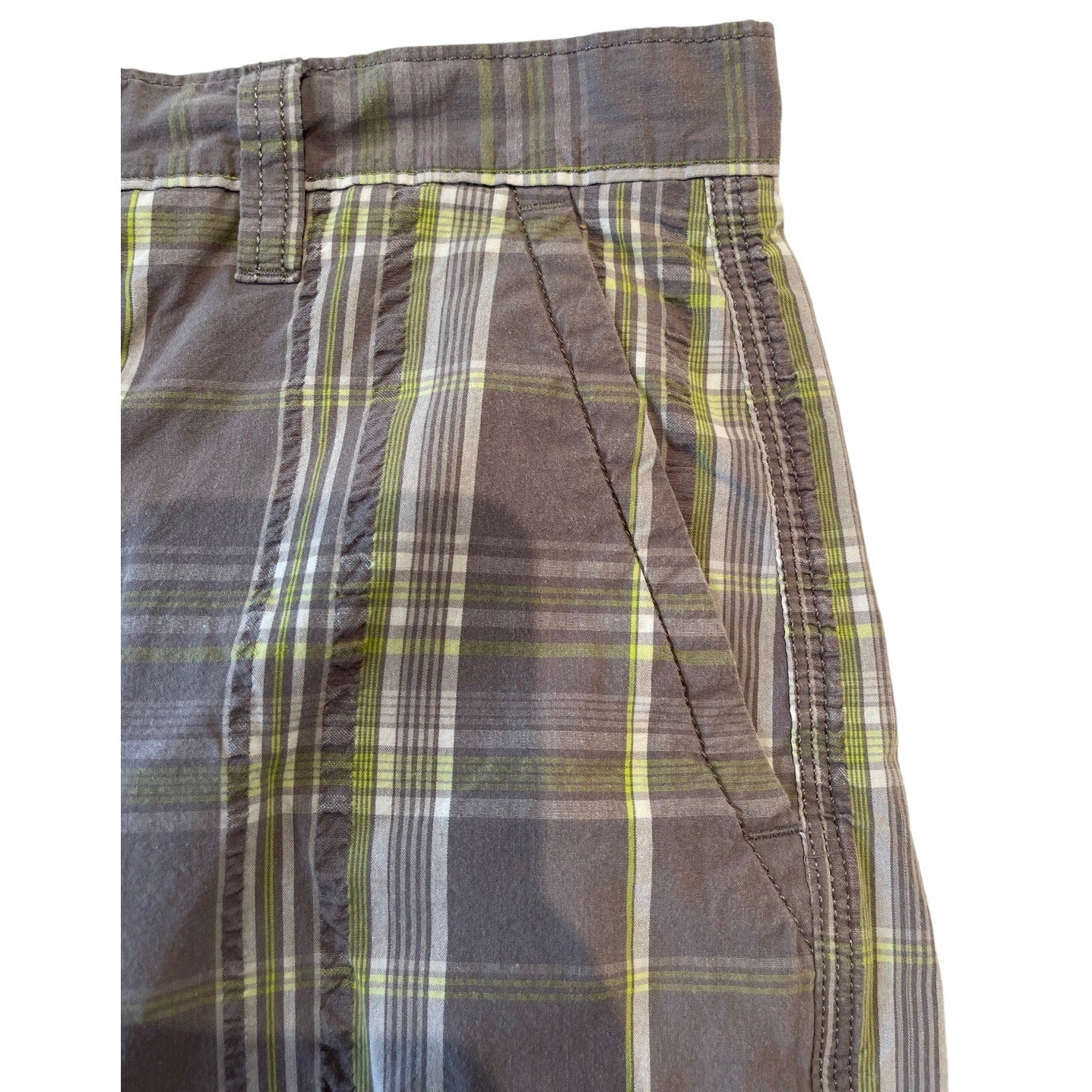 Apt 9 - Gray & Lime Green Plaid - Men's Size 33 - Golf Shorts - 100% Cotton