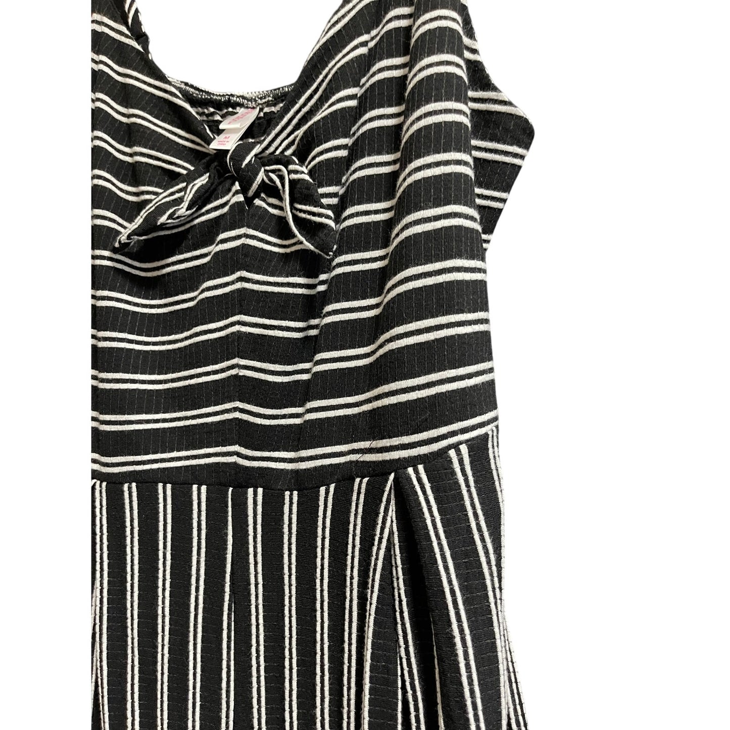 Xhilaration Size Medium Sleeveless Black & White Stripe Jumpsuit