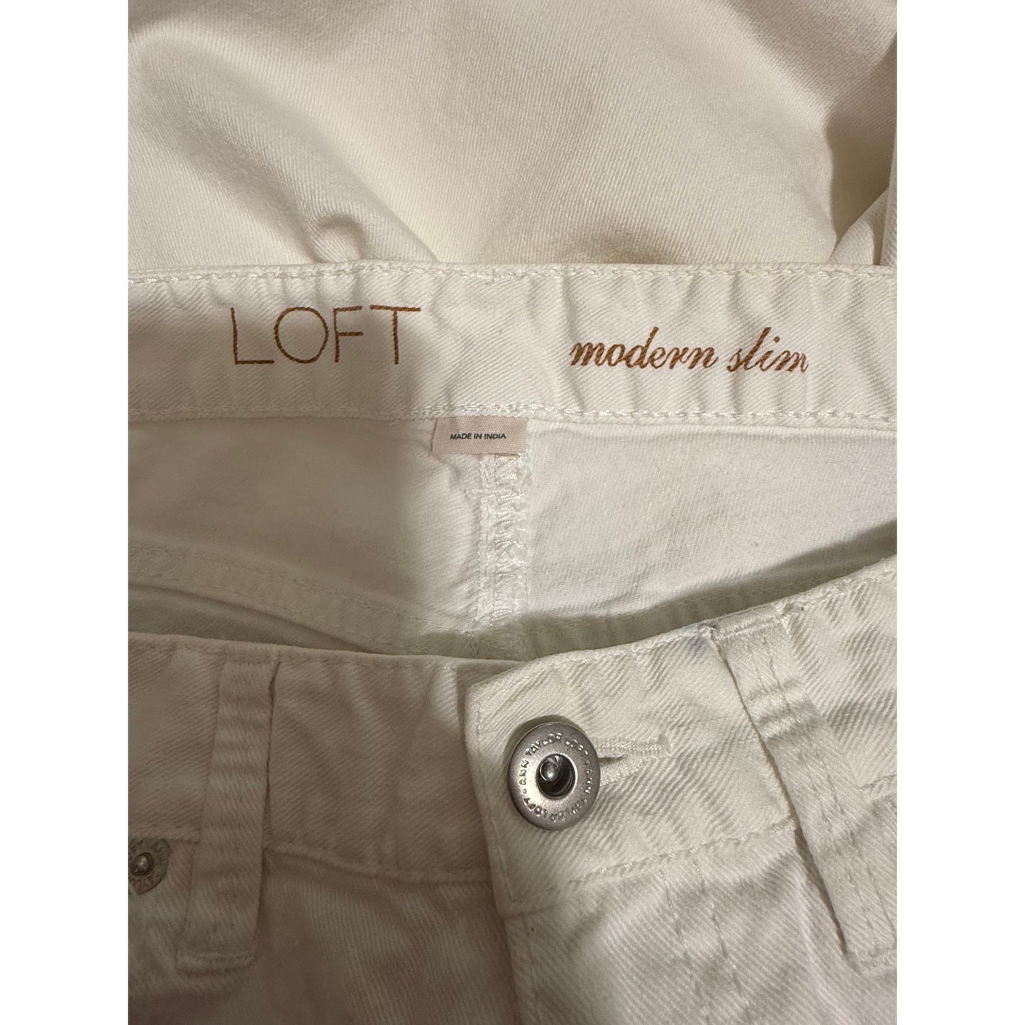 Ann Taylor The Loft Modern Slim White Denim Jeans - Size 4