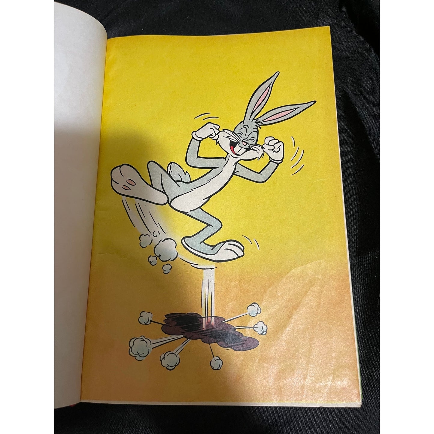 1984 Vintage Looney Tunes Bugs Bunny Daffy Duck Spanish Hardcover Comic Book