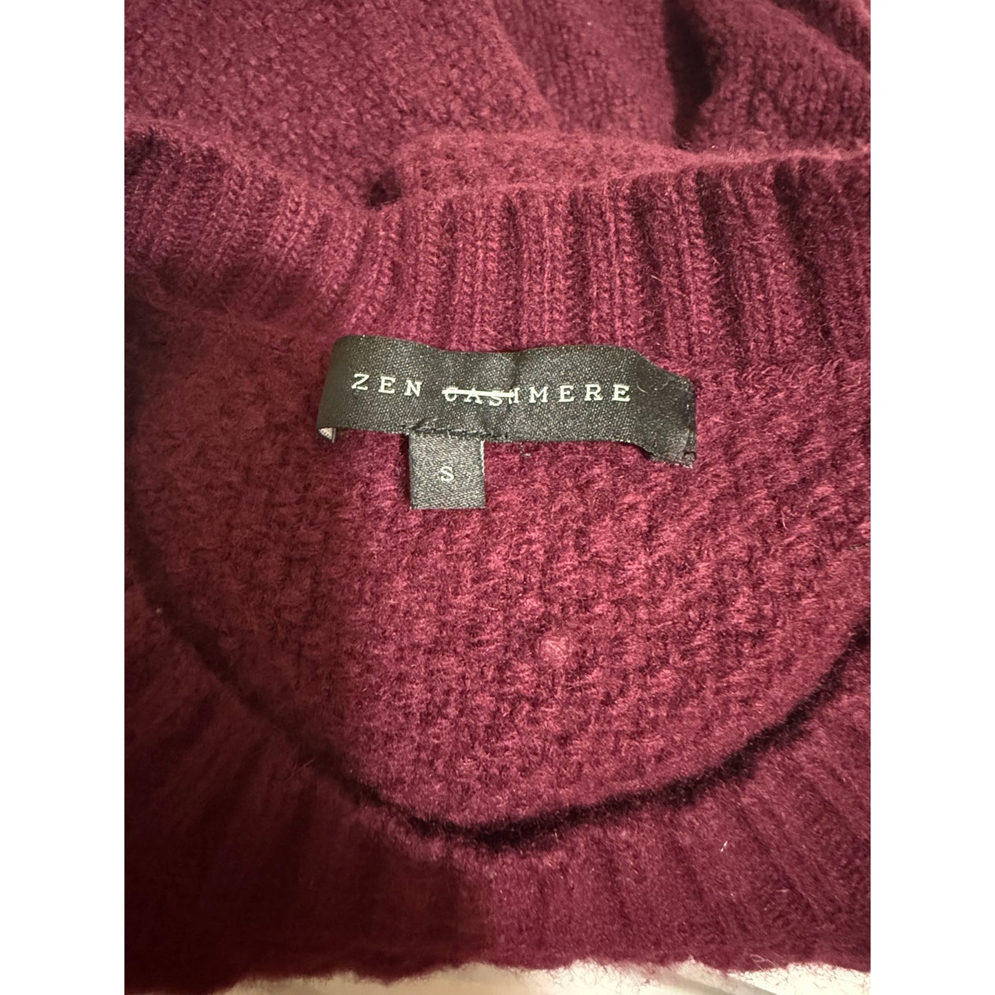 Zen Cashmere Maroon Cable Knit Long Sleeve Sweater - Size Small