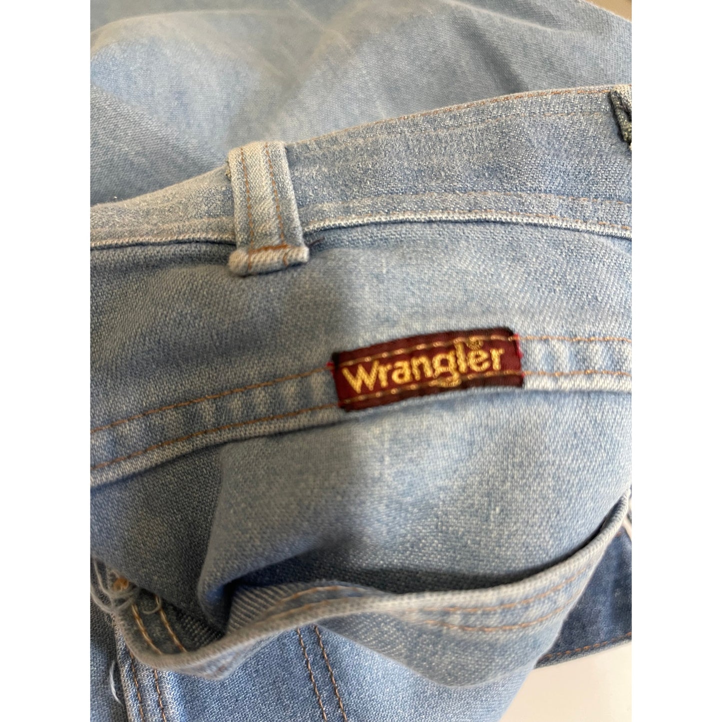 Vintage Women's Wrangler Straight Leg Light Blue Denim Jeans - 90's