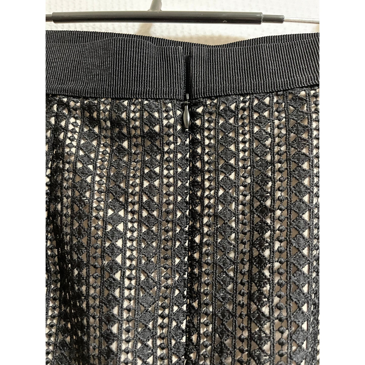 NWT Ann Taylor Black Lace Lined Pencil Skirt Size 6