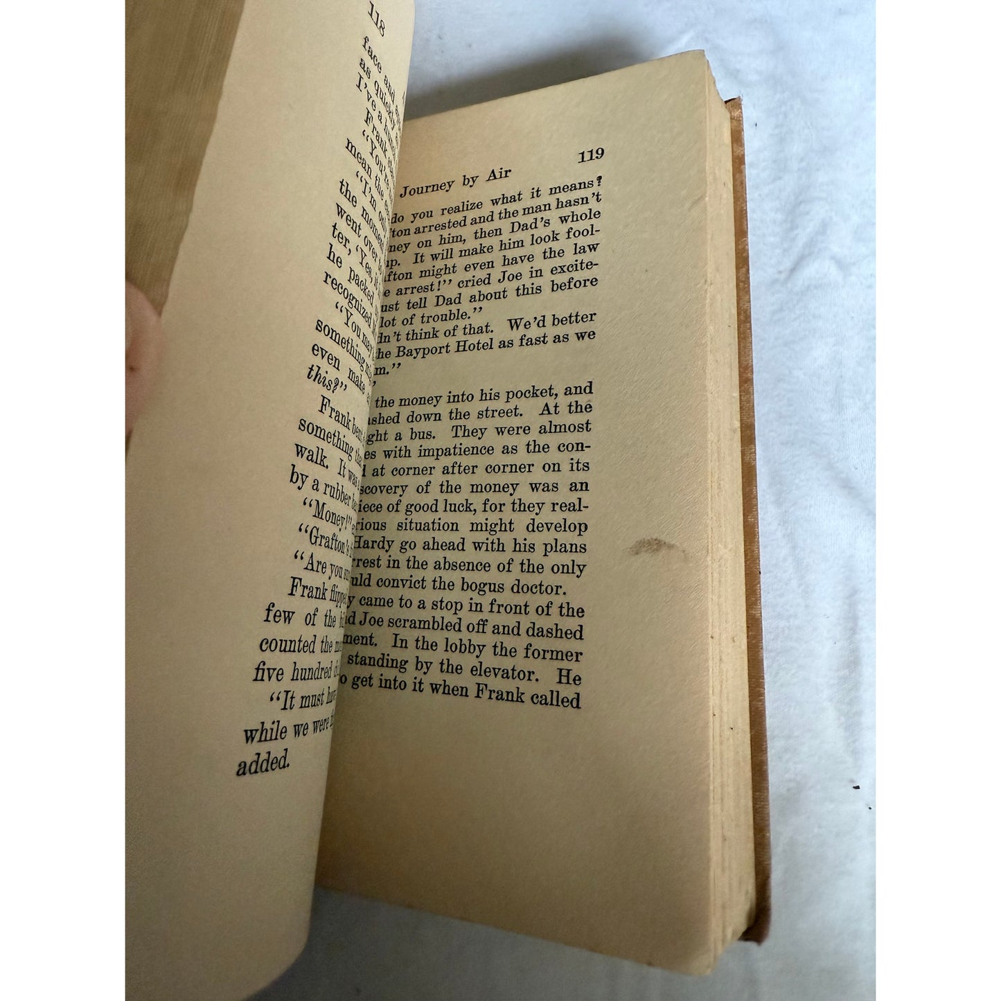 The Hardy Boys - A Figure in Hiding - Franklin W. Dixon - 1937 - Hardcover