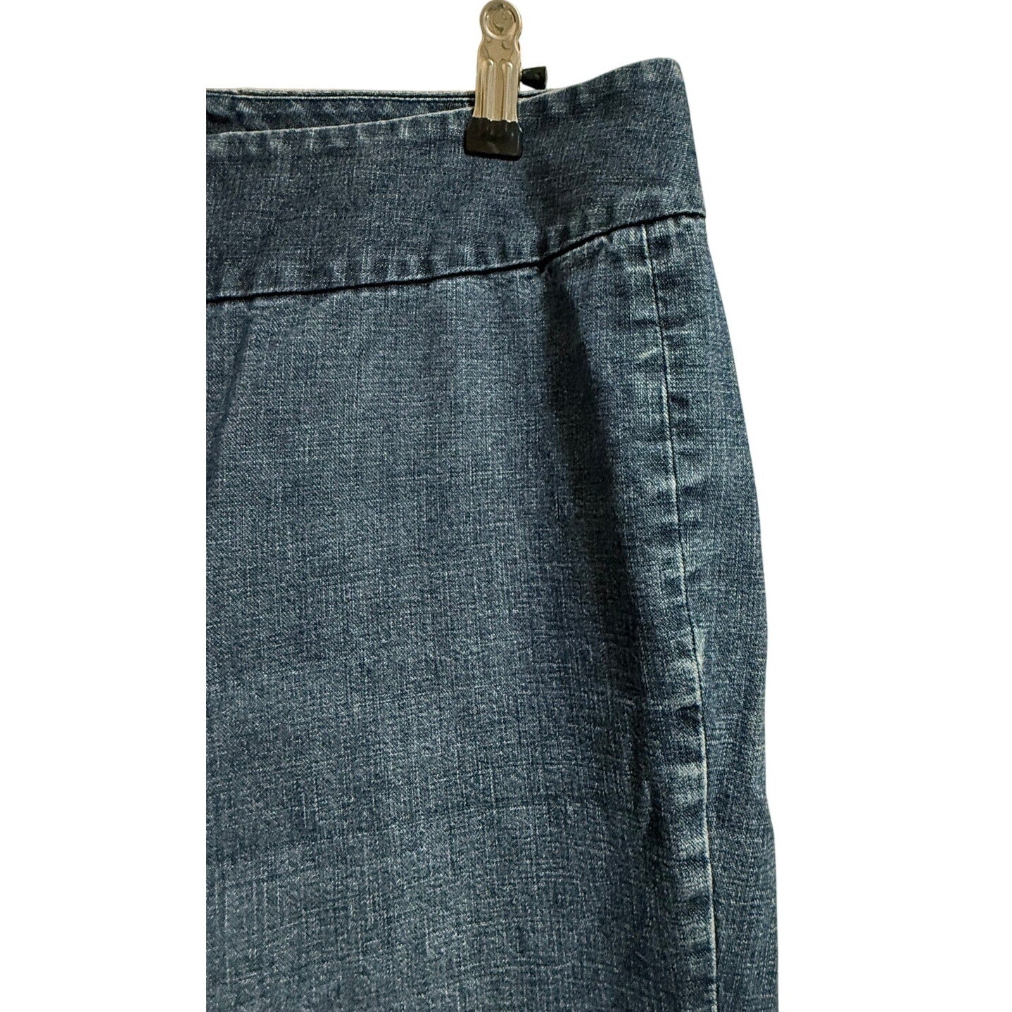 Banana Republic Denim "Martin" Capri's - No Pockets - 31" Waist
