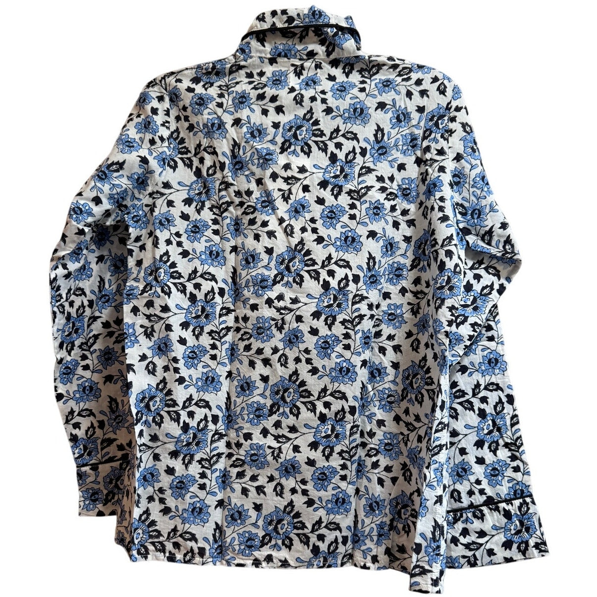 Navy Bleu Floral Print Long Sleeve Button Up Blouse - Size Medium - NWT