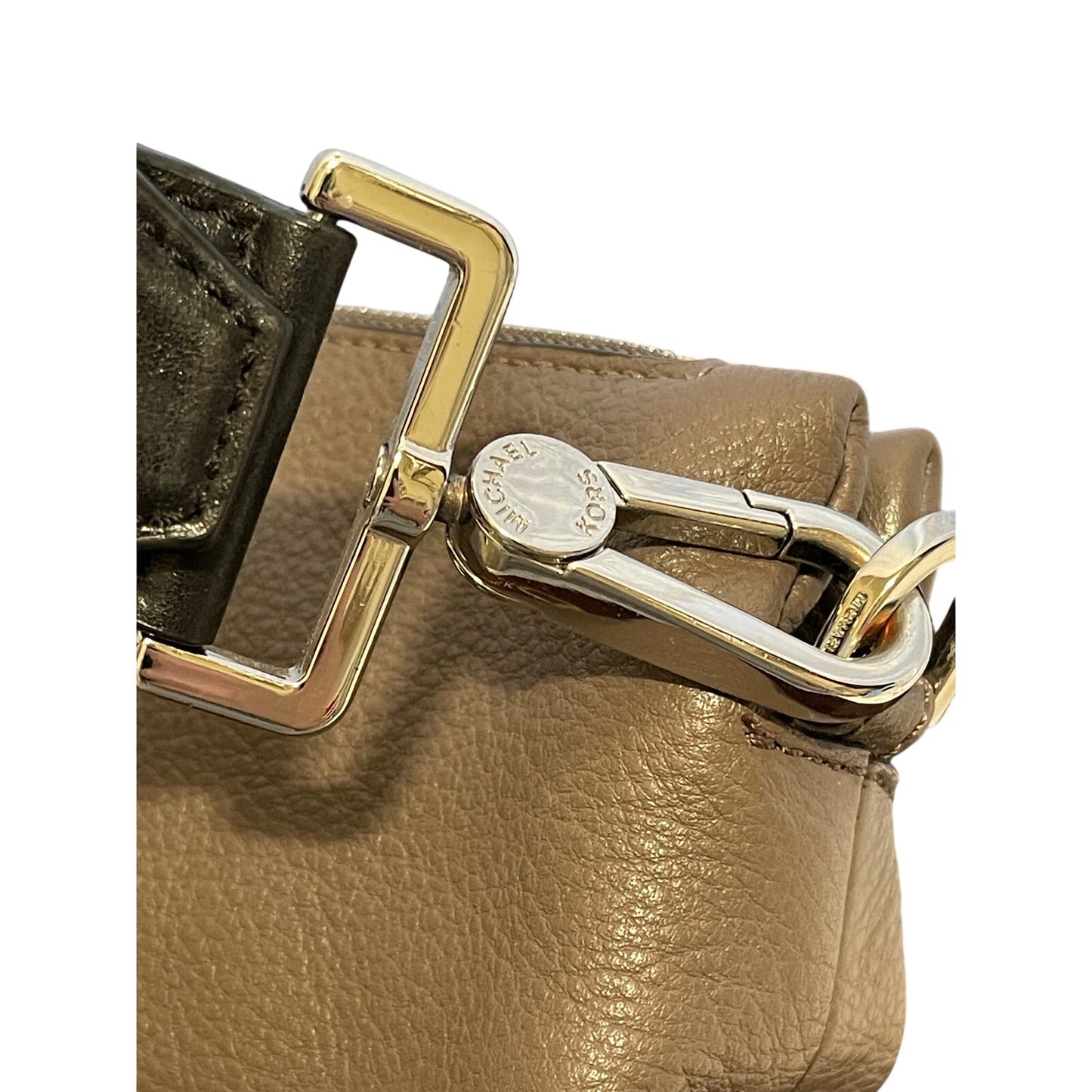 Michael Kors 100% Leather Gray Purse Detachable Strap - With Original Dust Bag