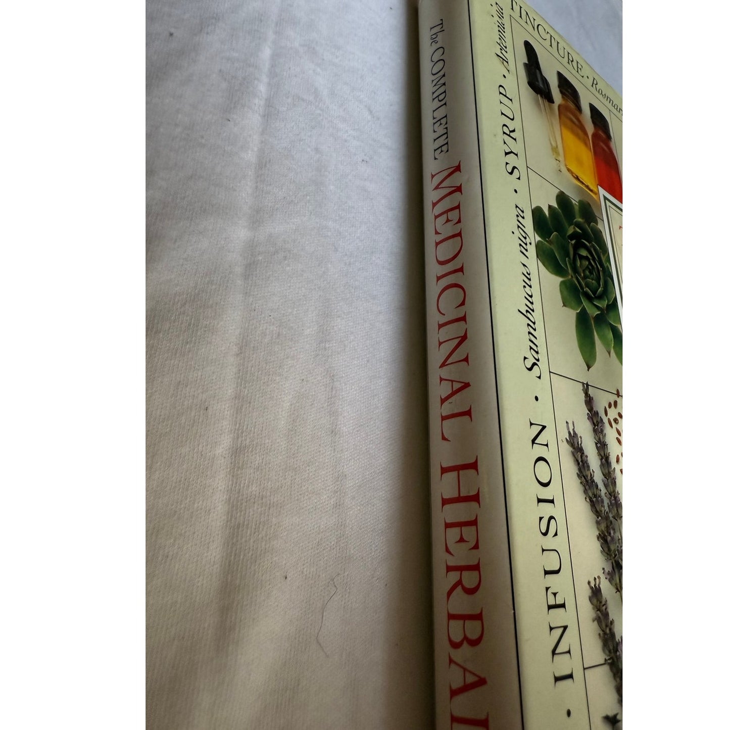 The Complete Medicinal Herbal - Penelope Ody 1st American Edition 1993 Hardcover