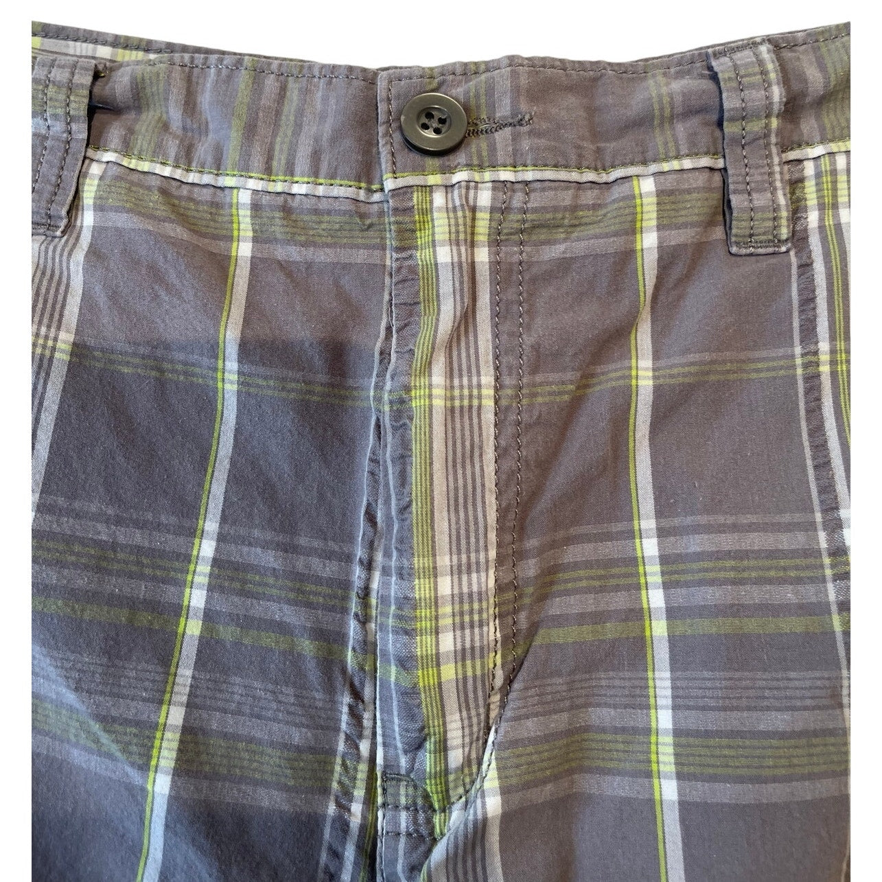 Apt 9 - Gray & Lime Green Plaid - Men's Size 33 - Golf Shorts - 100% Cotton
