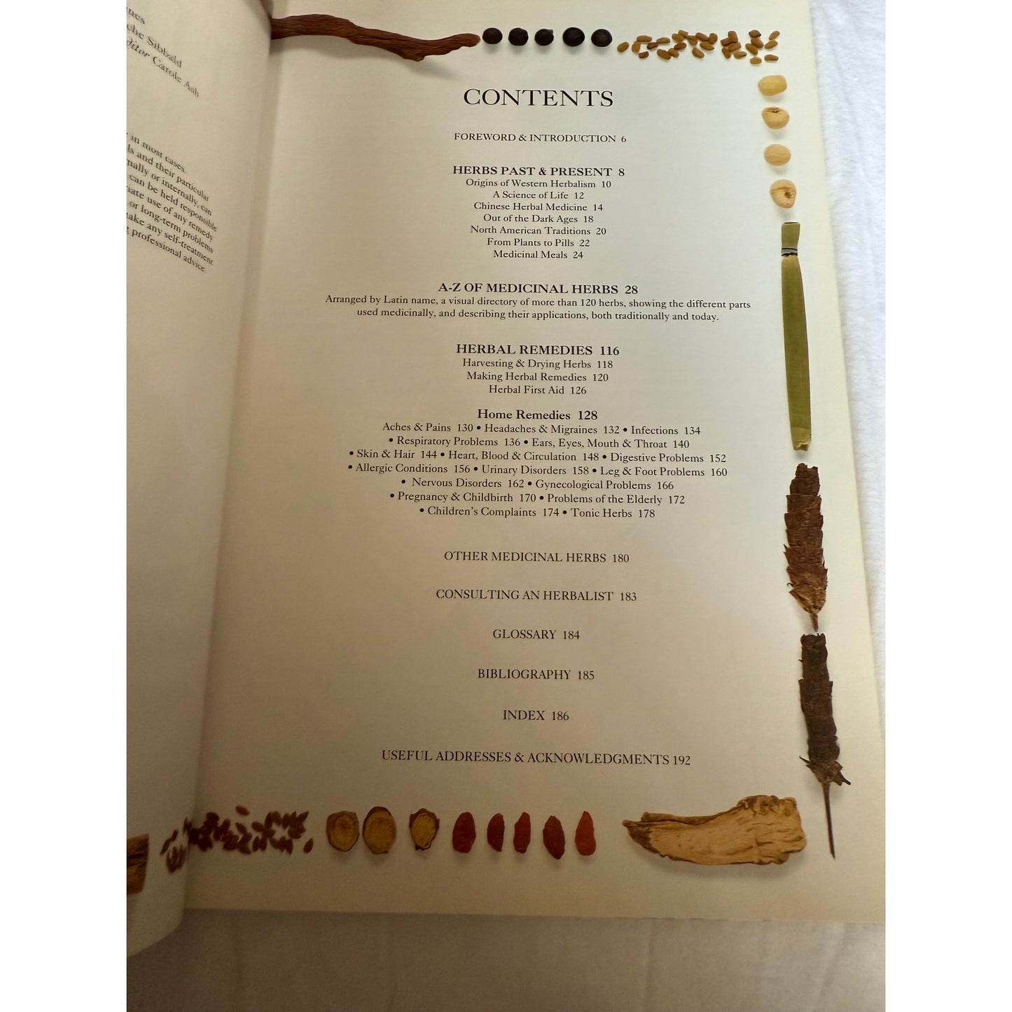 The Complete Medicinal Herbal - Penelope Ody 1st American Edition 1993 Hardcover