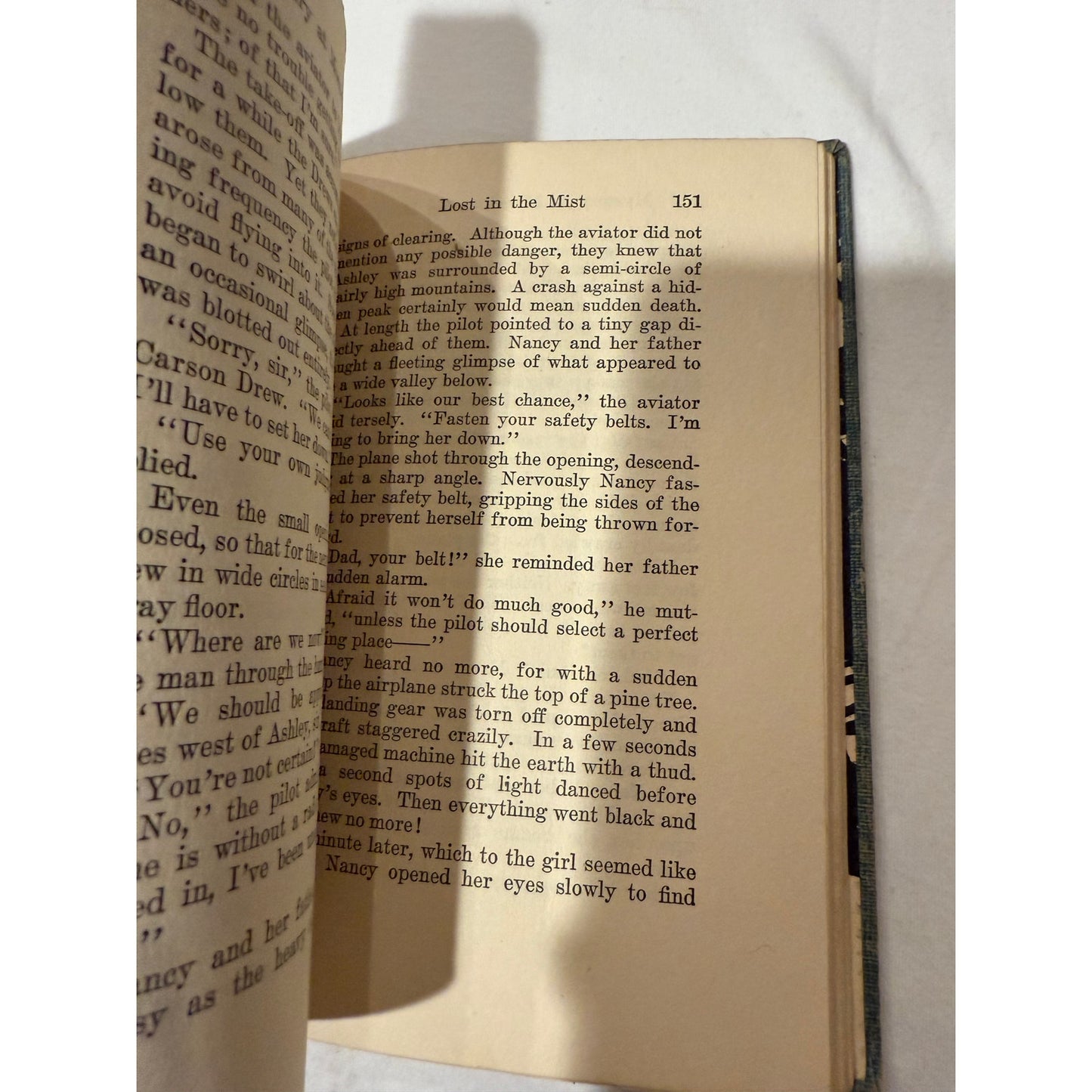Nancy Drew - The Mystery at the Moss-Covered Mansion - Blue Tweed 1941 Hardcover