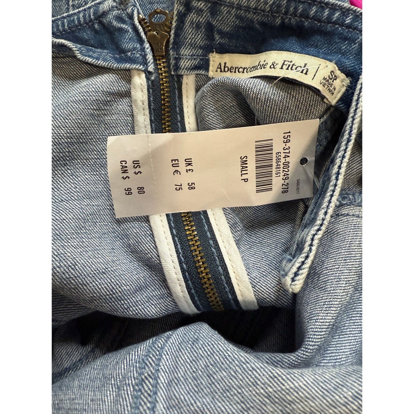 Abercrombie & Fitch Fit to Flatter Denim Dress - Small Petite- NWT - $80 MSRP