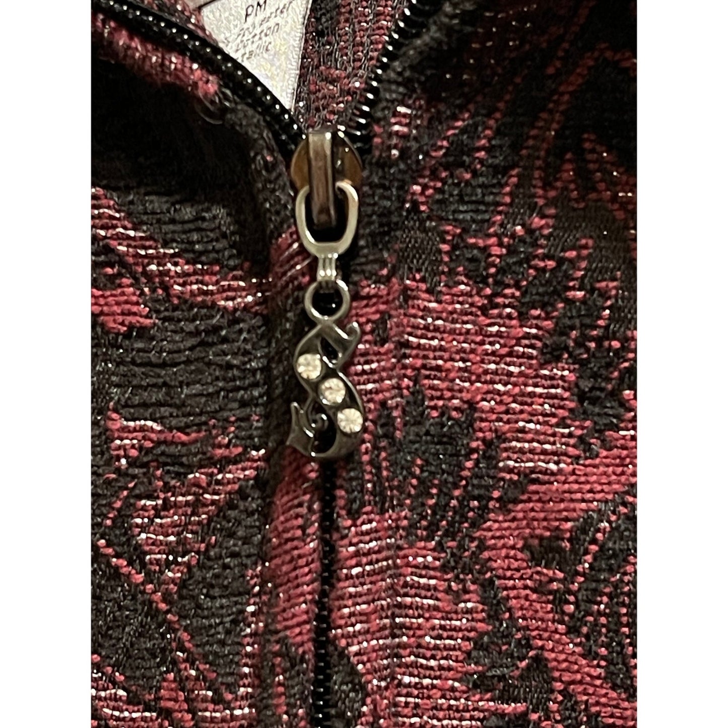 Draper's & Damon's Women's Petite Medium Textured Deep Red Jacket