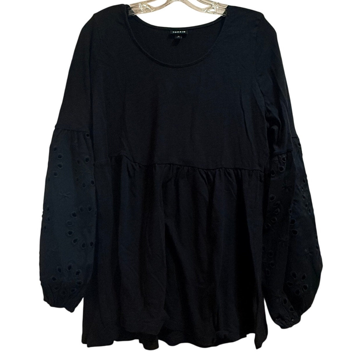 Torrid Black Long Sleeve Eyelet Sleeve Boho Blouse - Size 0 (Large)