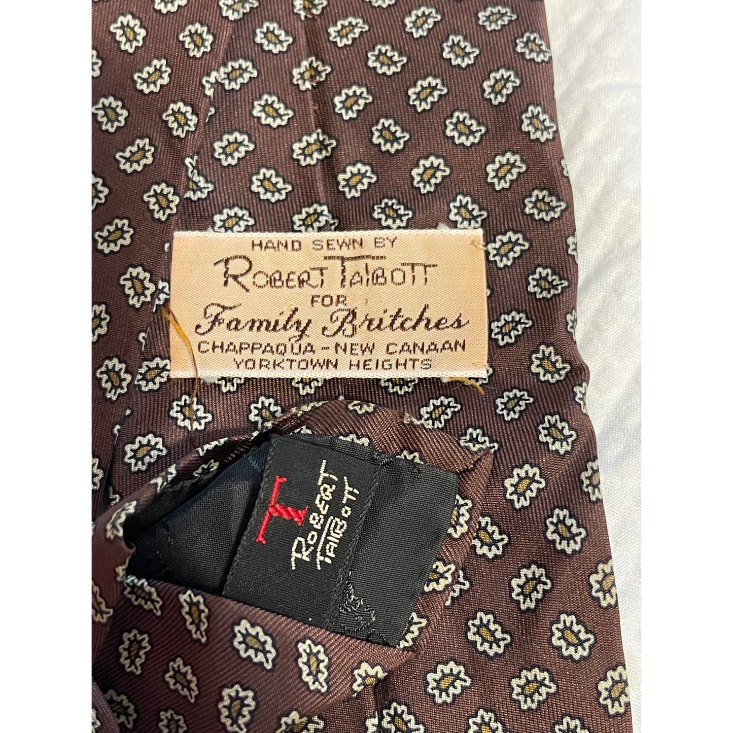 Vintage Robert Talbott Hand Sewn 100% Silk Necktie Hand Blocked English Made
