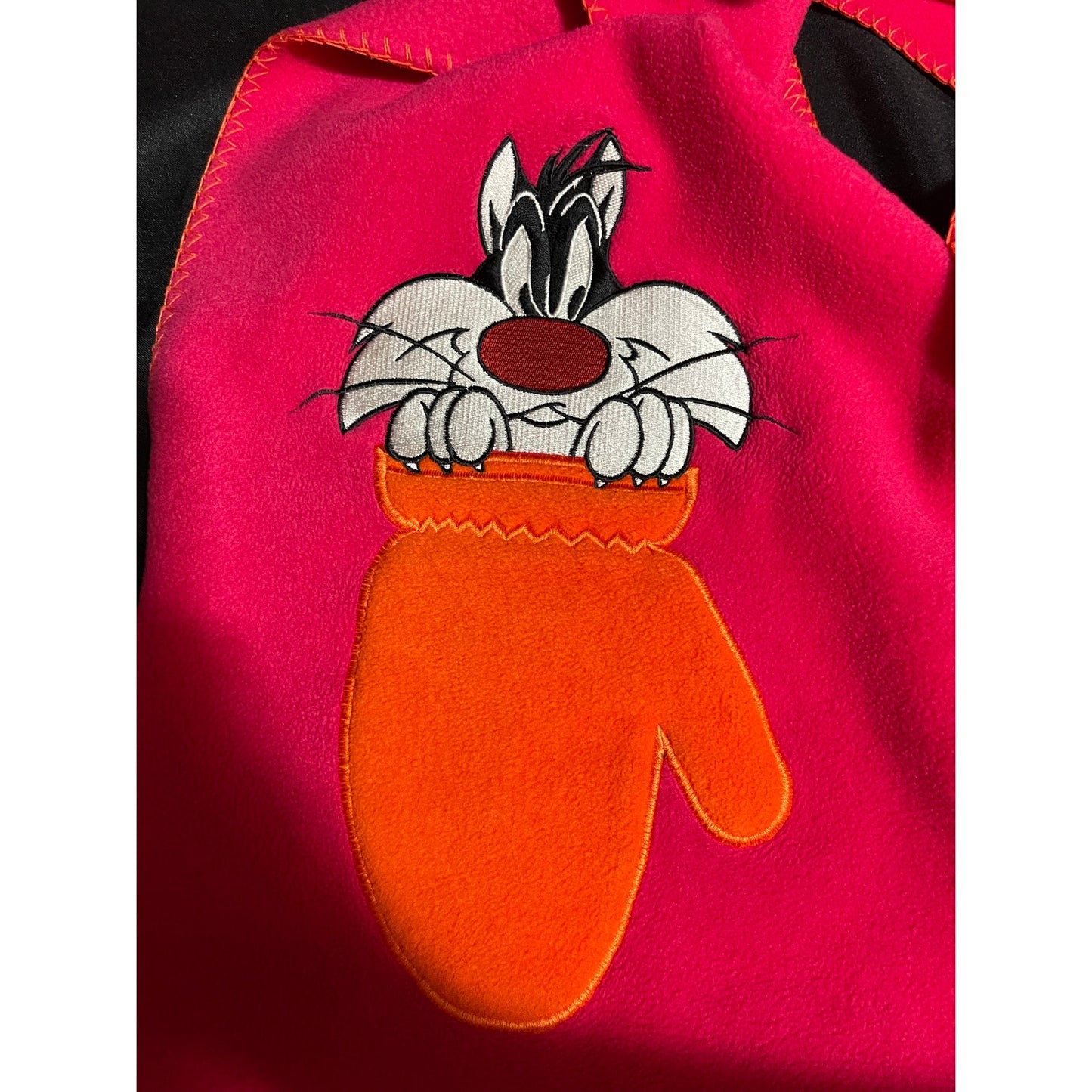Vintage Y2K Looney Tunes Sylvester & Tweety Bird Pink Embroidered Fleece Scarf
