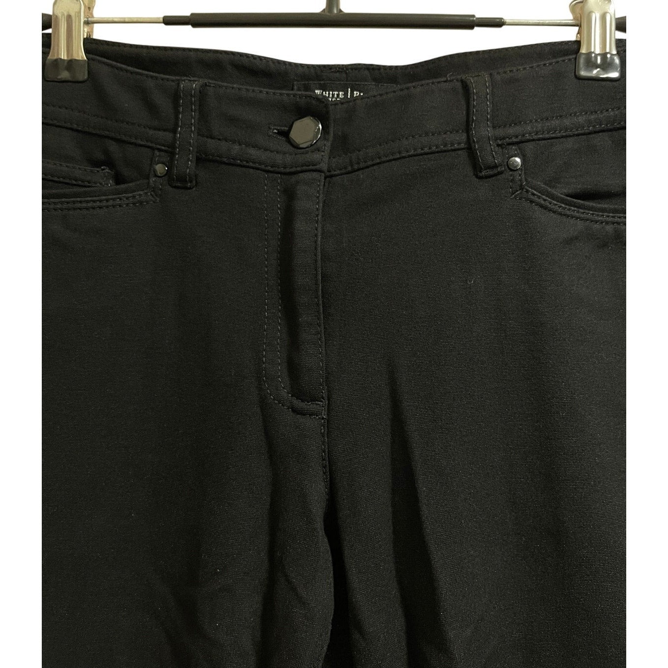 White House Black Market Black Slim Leg Size 6 Women's Pants