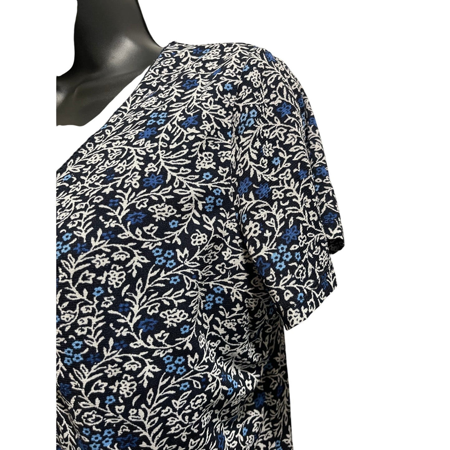 Charter Club Blue White Floral Short Sleeve Blouse Size Large