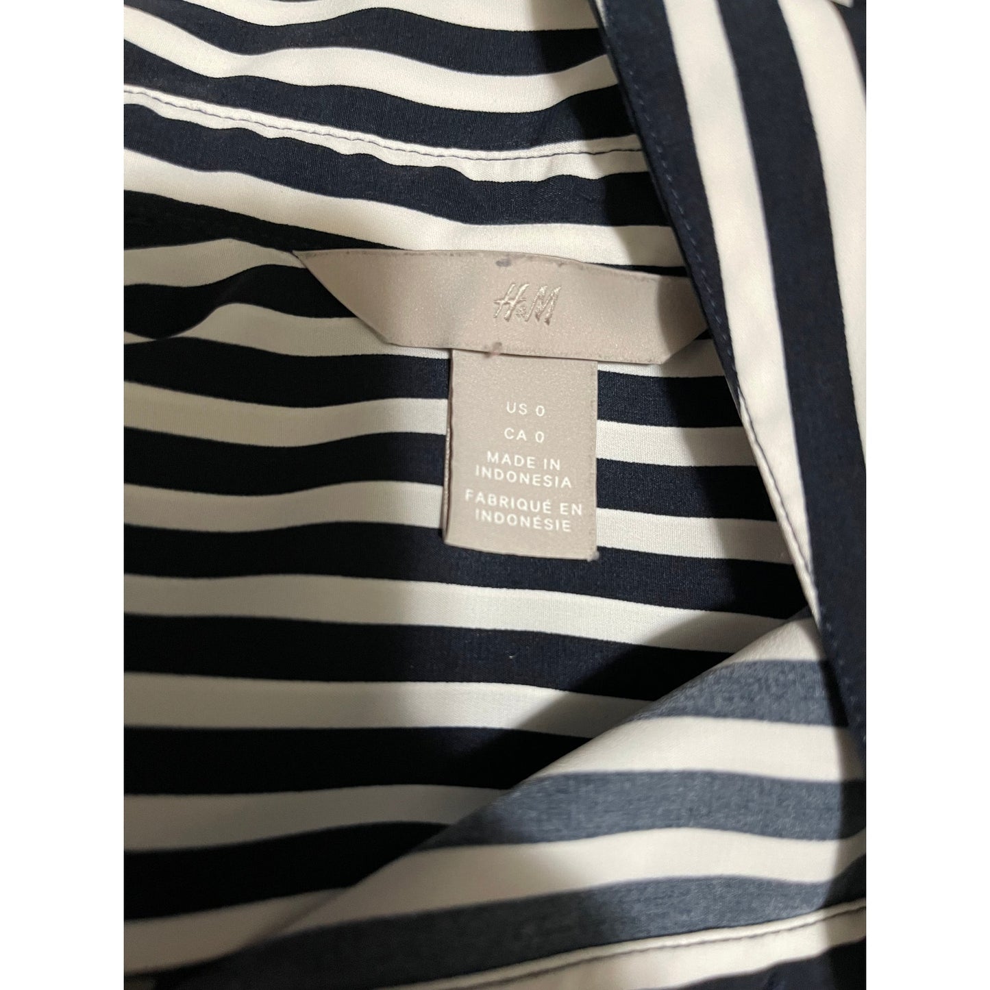 H&M Black & White Striped Long Sleeve Size 0 Oversized Blouse