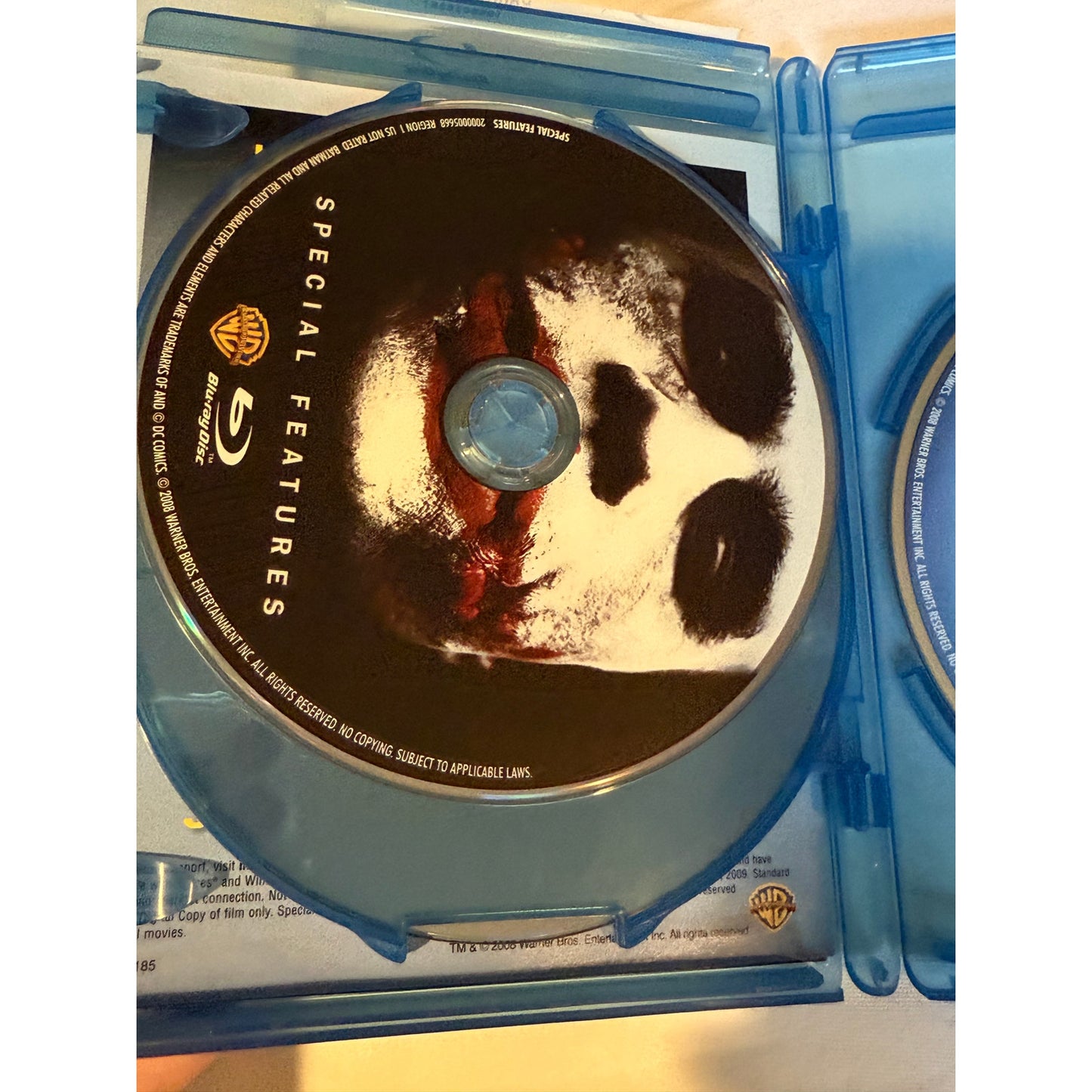 The Dark Knight (+ BD Live) [Blu-ray] - Blu-ray - VERY GOOD