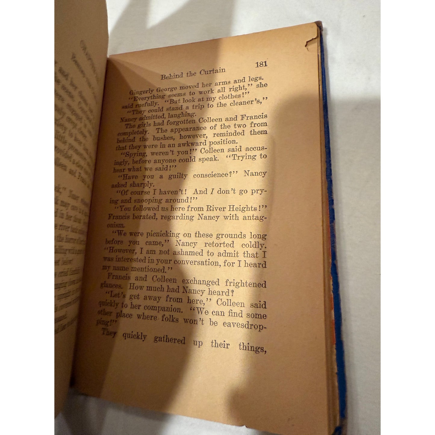 Nancy Drew - The Clue of the Broken Locket - Wartime 1st Edition 1934 Hardcover