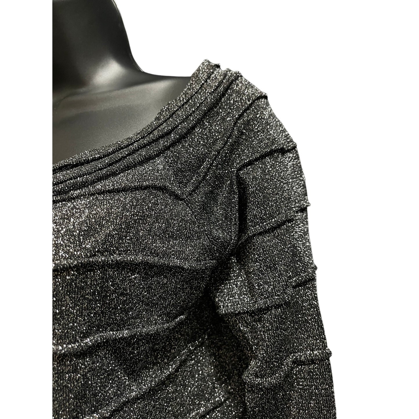 Cache Long Sleeve Slinky Knit Top Tunic Size Large Silver Black Metallic