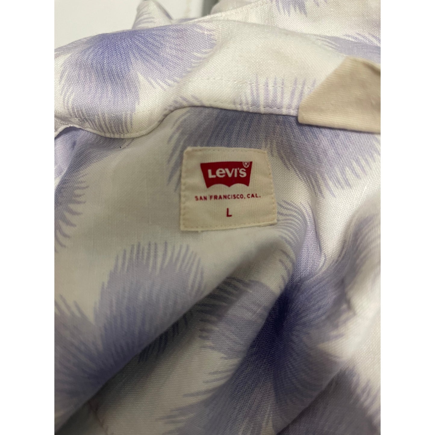Levi's White & Purple Floral Shirt - Cropped Button Up - Size Large