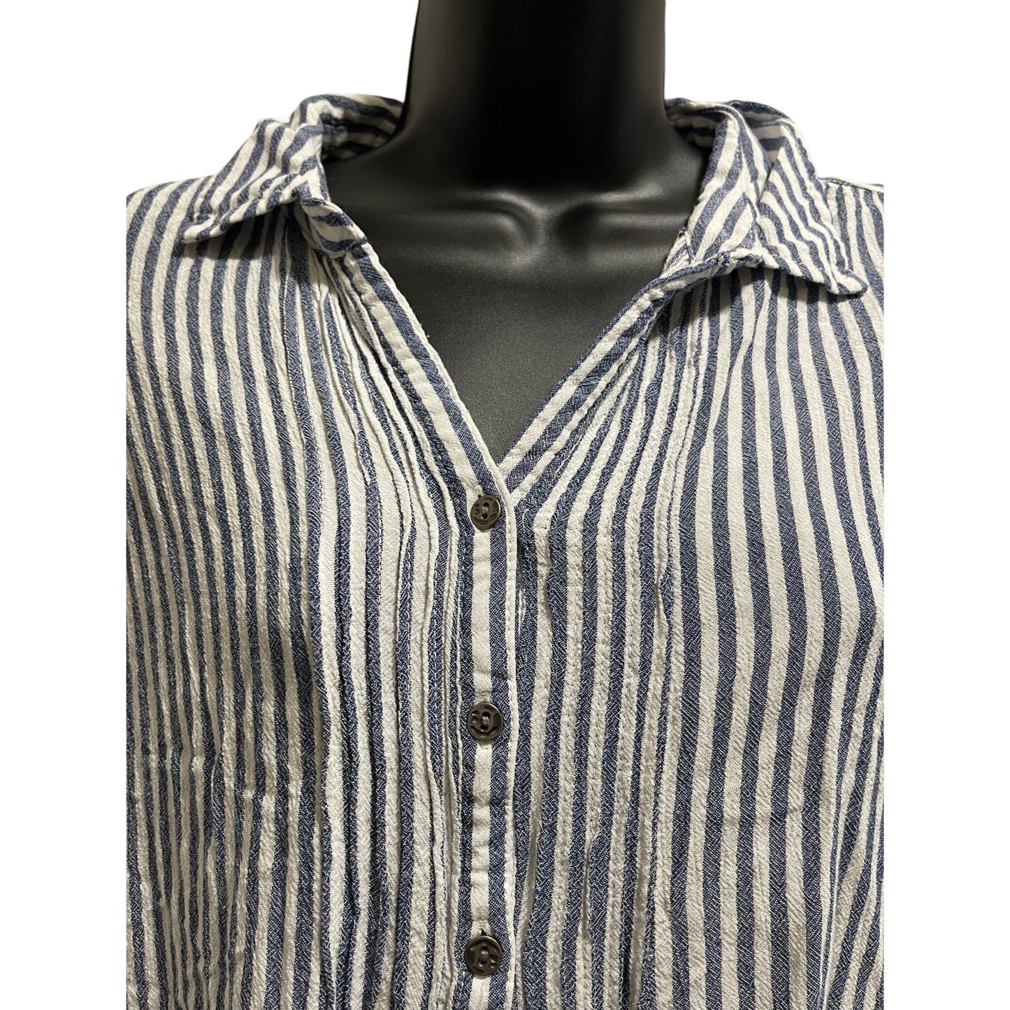 Beach Lunch Lounge Blue & White Striped Button Up Long Sleeve - Size Medium