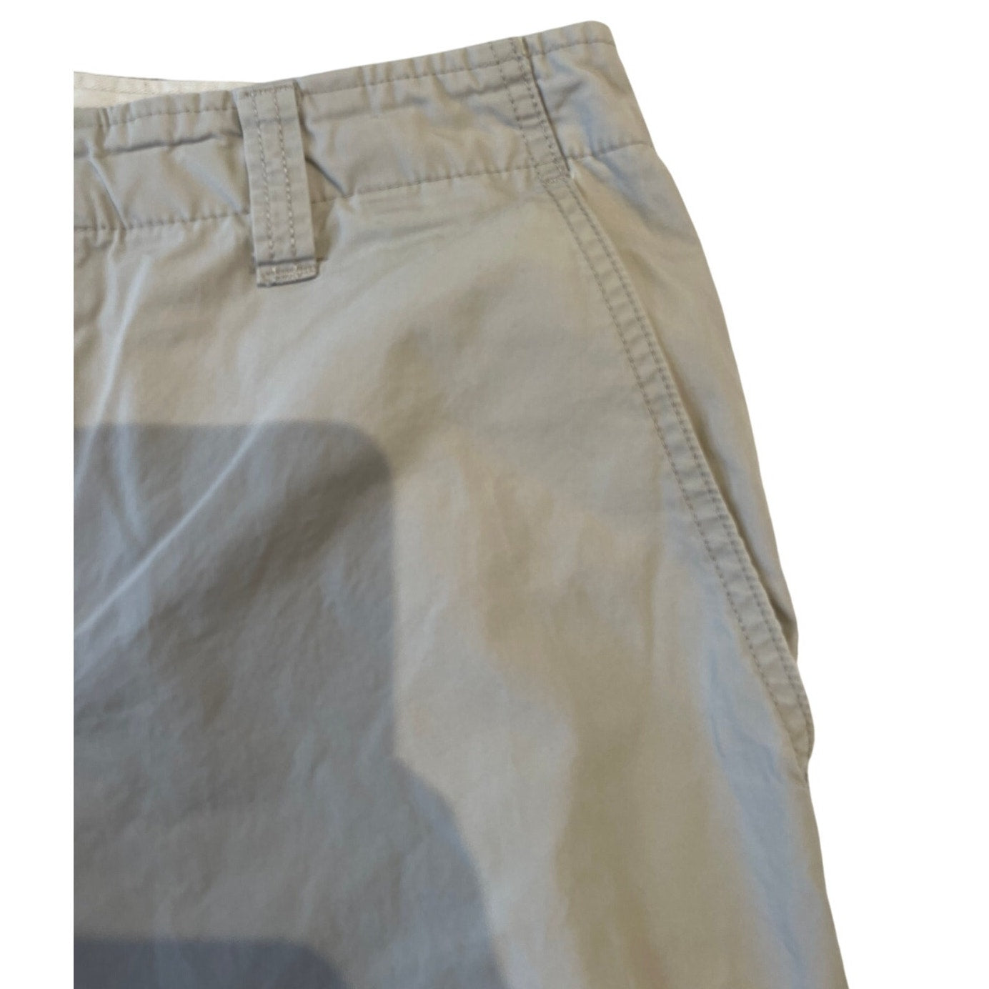 Dockers - 100% Cotton - Off White / Light Khaki - Golf Shorts - Men's Size 32