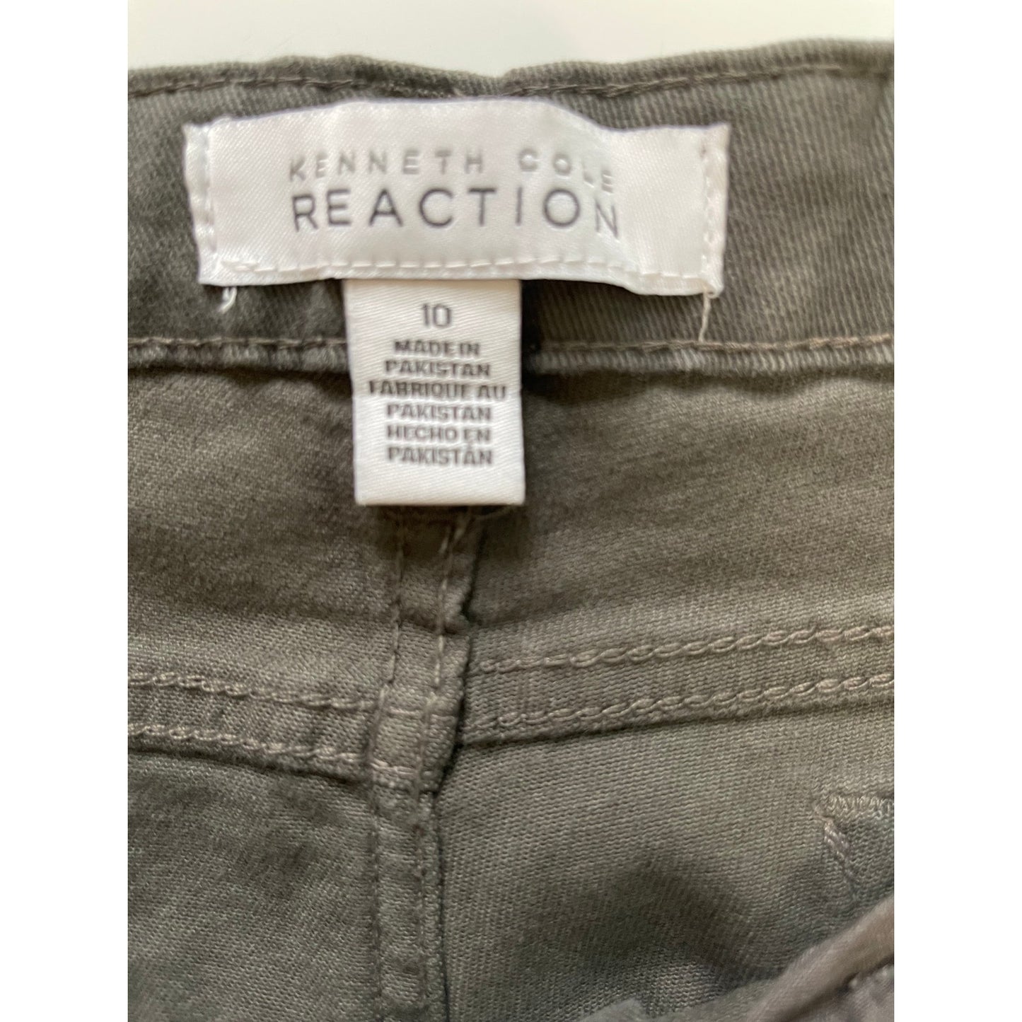 Kenneth Cole Reaction Skinny Leg Size 10 Grey Jeans - NWT - $79.50 MSRP